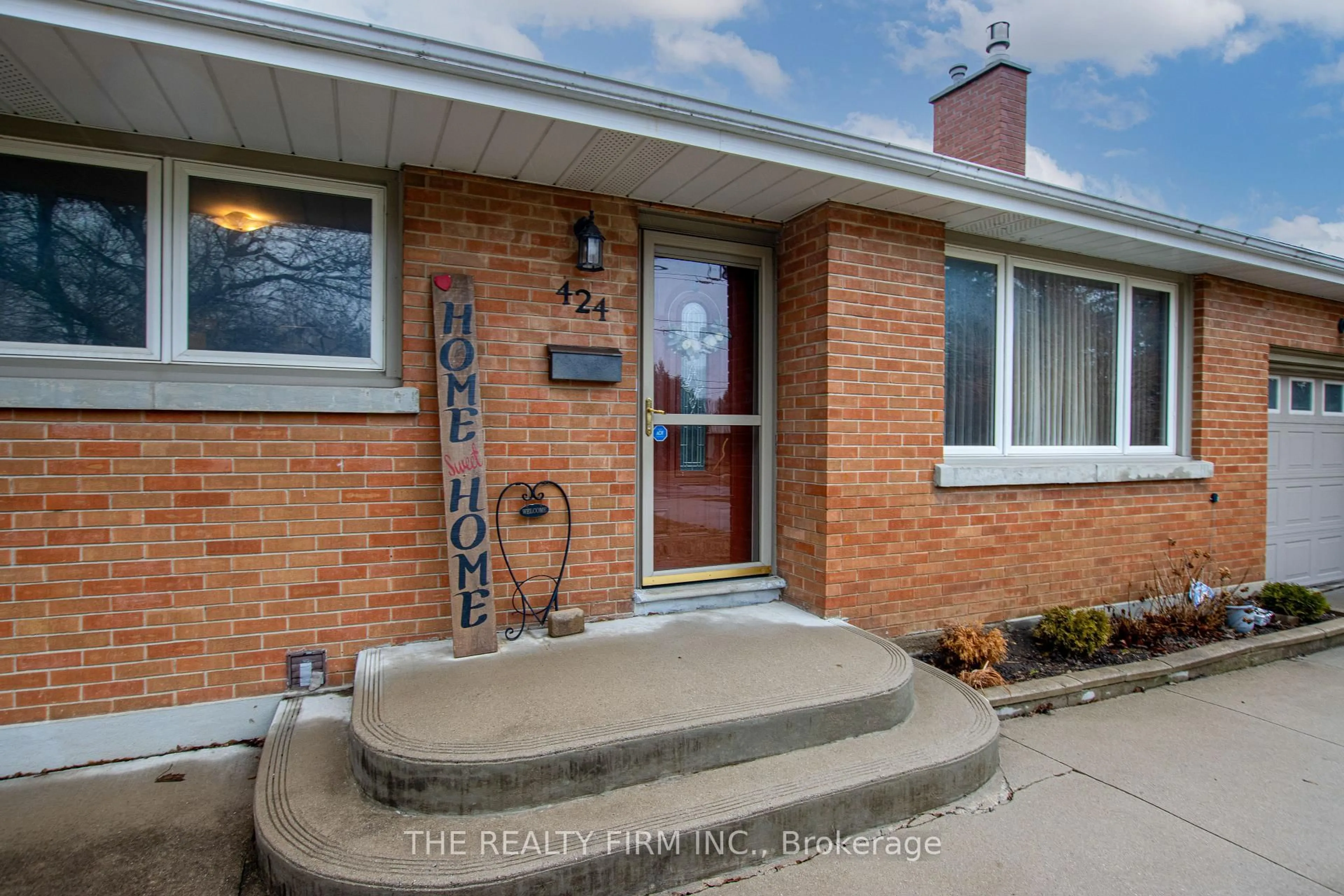 Home with brick exterior material, street for 424 Base line Rd, London South Ontario N6C 2P6