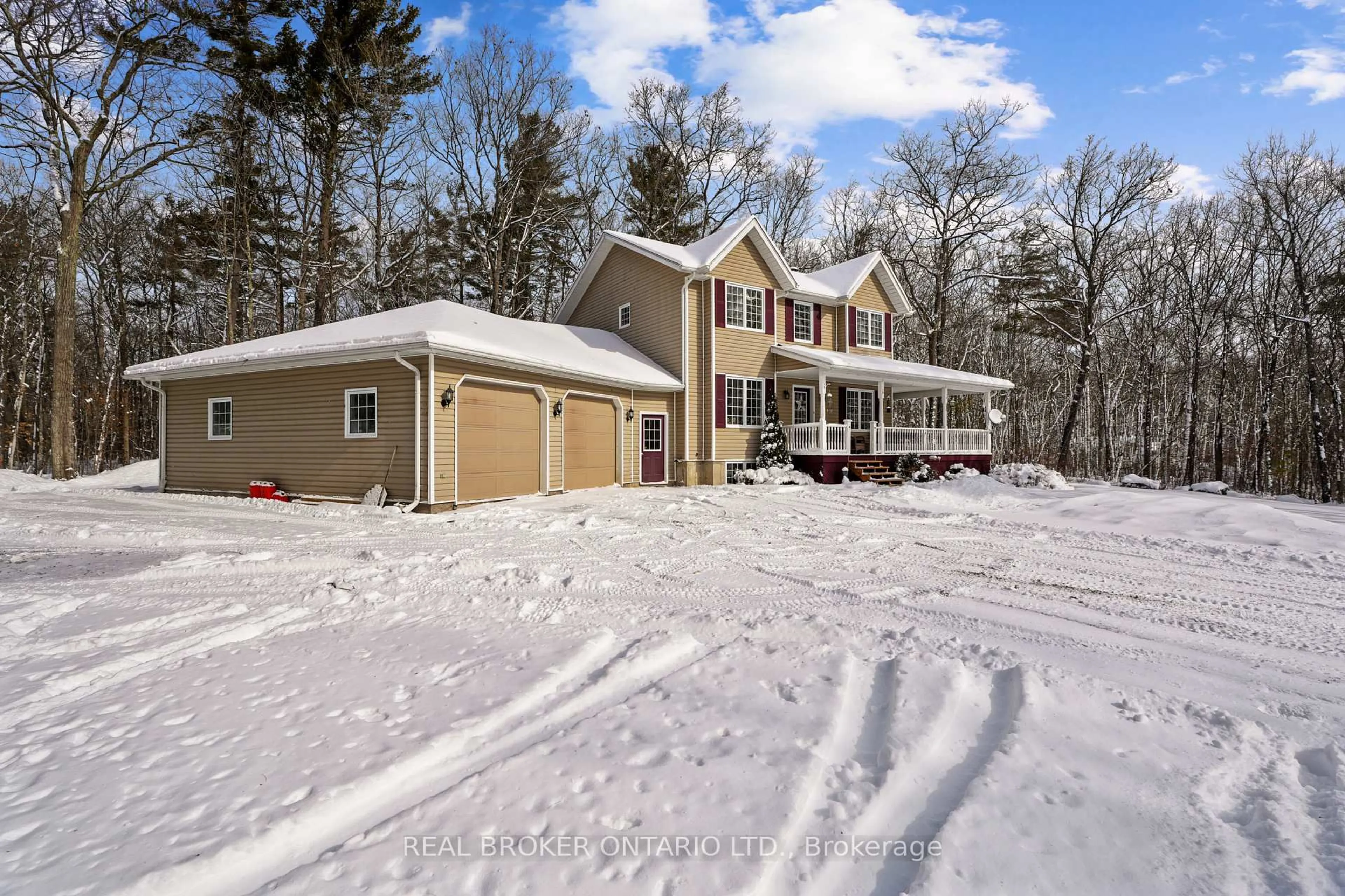A pic from outside/outdoor area/front of a property/back of a property/a pic from drone, unknown for 44 Centre Rd, Madoc Ontario K0K 2K0