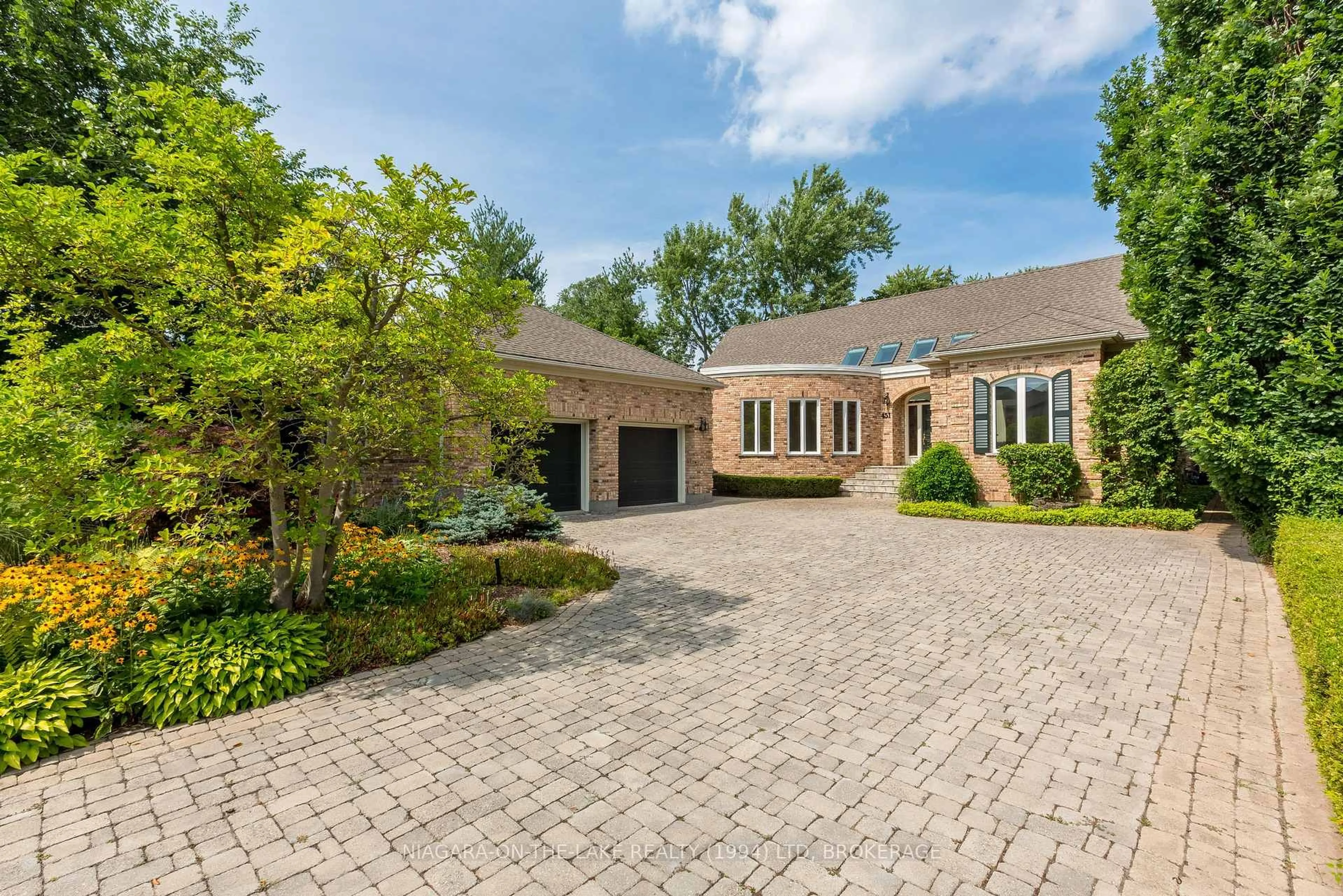 Home with brick exterior material, street for 451 GAGE St, Niagara-on-the-Lake Ontario L0S 1J0