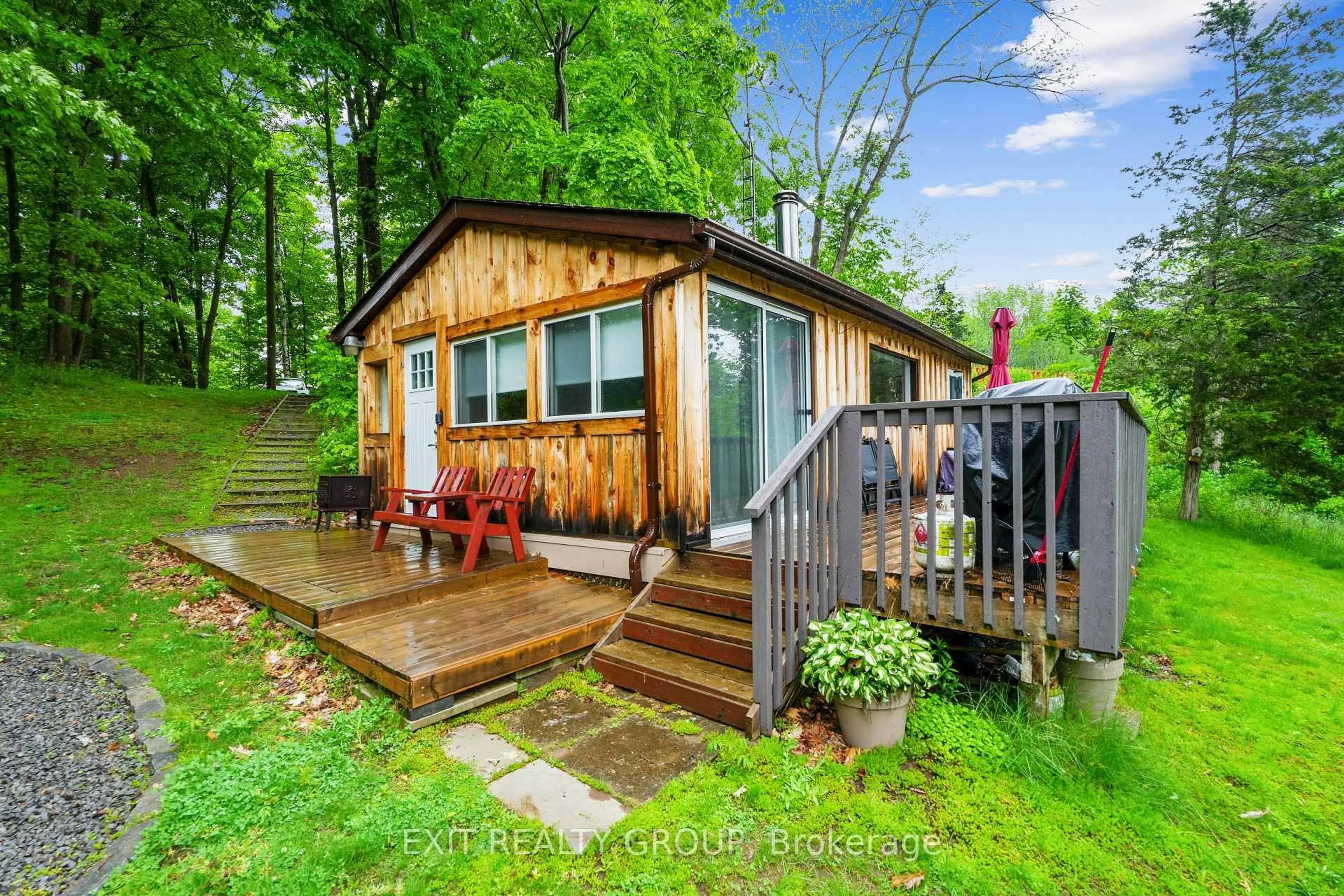 Shed for 734 Marble Point Rd, Limoges Ontario K0K 2M0