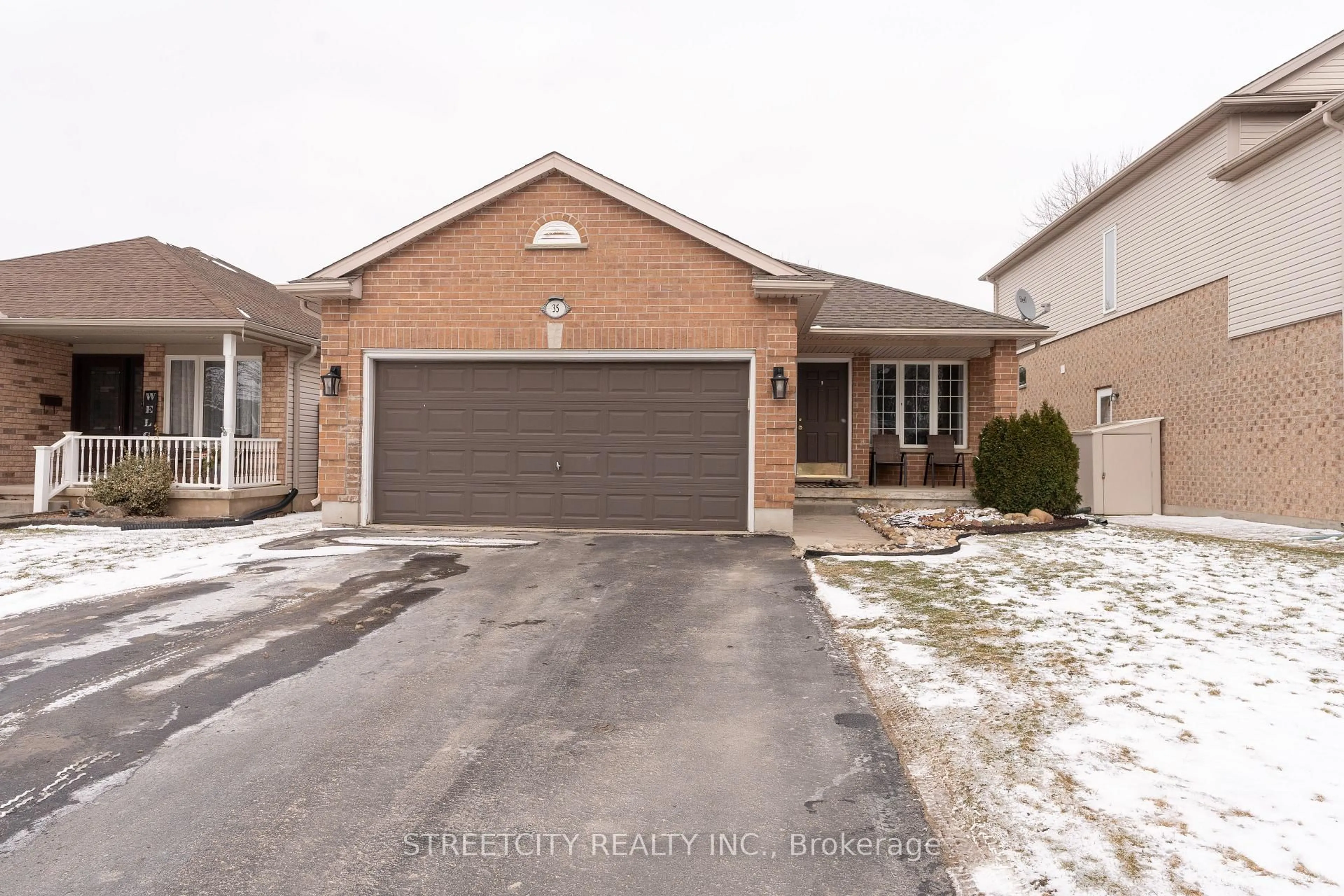 Home with brick exterior material, street for 35 Juniper Cres, Strathroy-Caradoc Ontario N7G 4G4