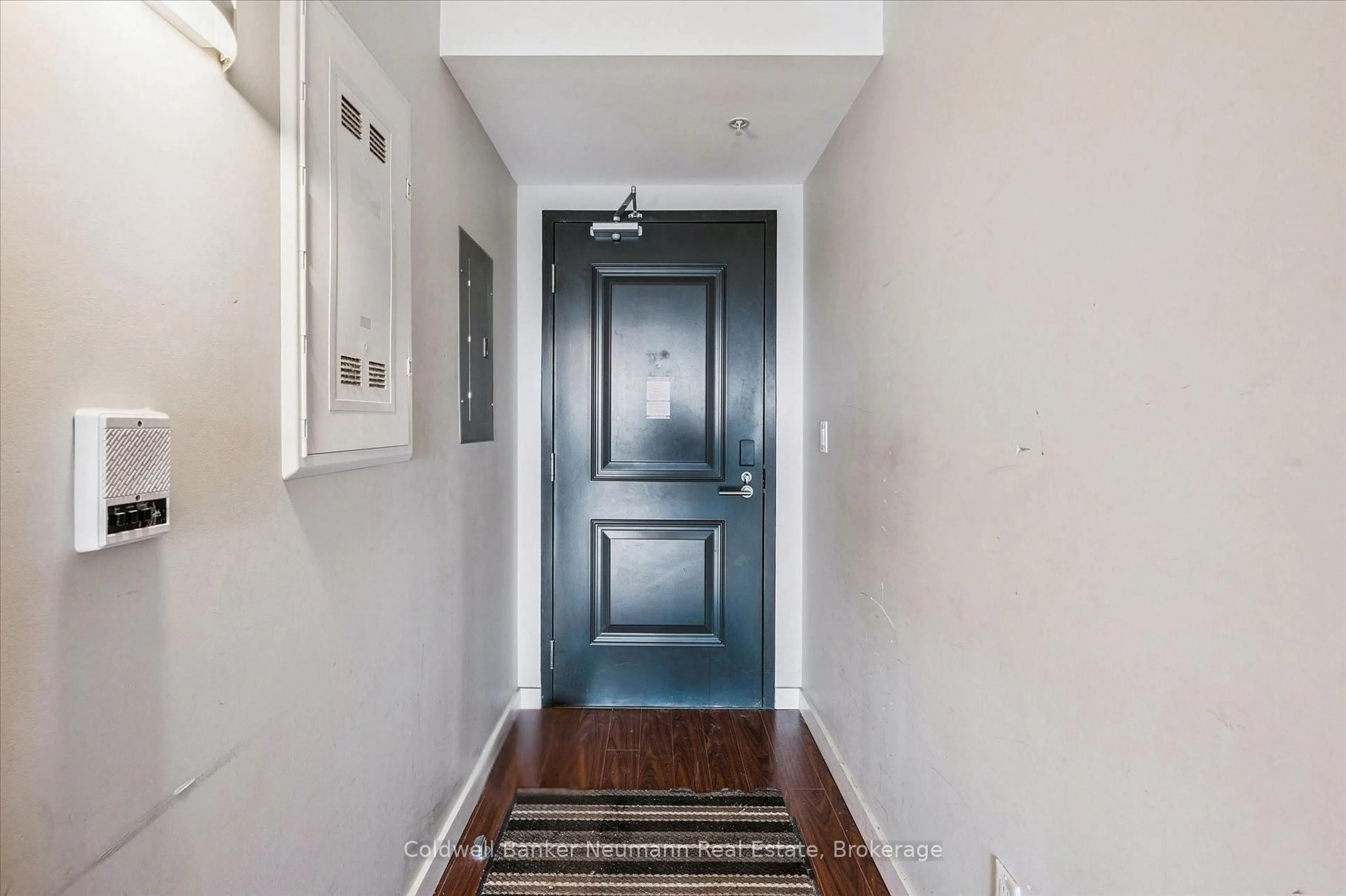Indoor entryway for 1291 Gordon St #218, Guelph Ontario N1L 0M5