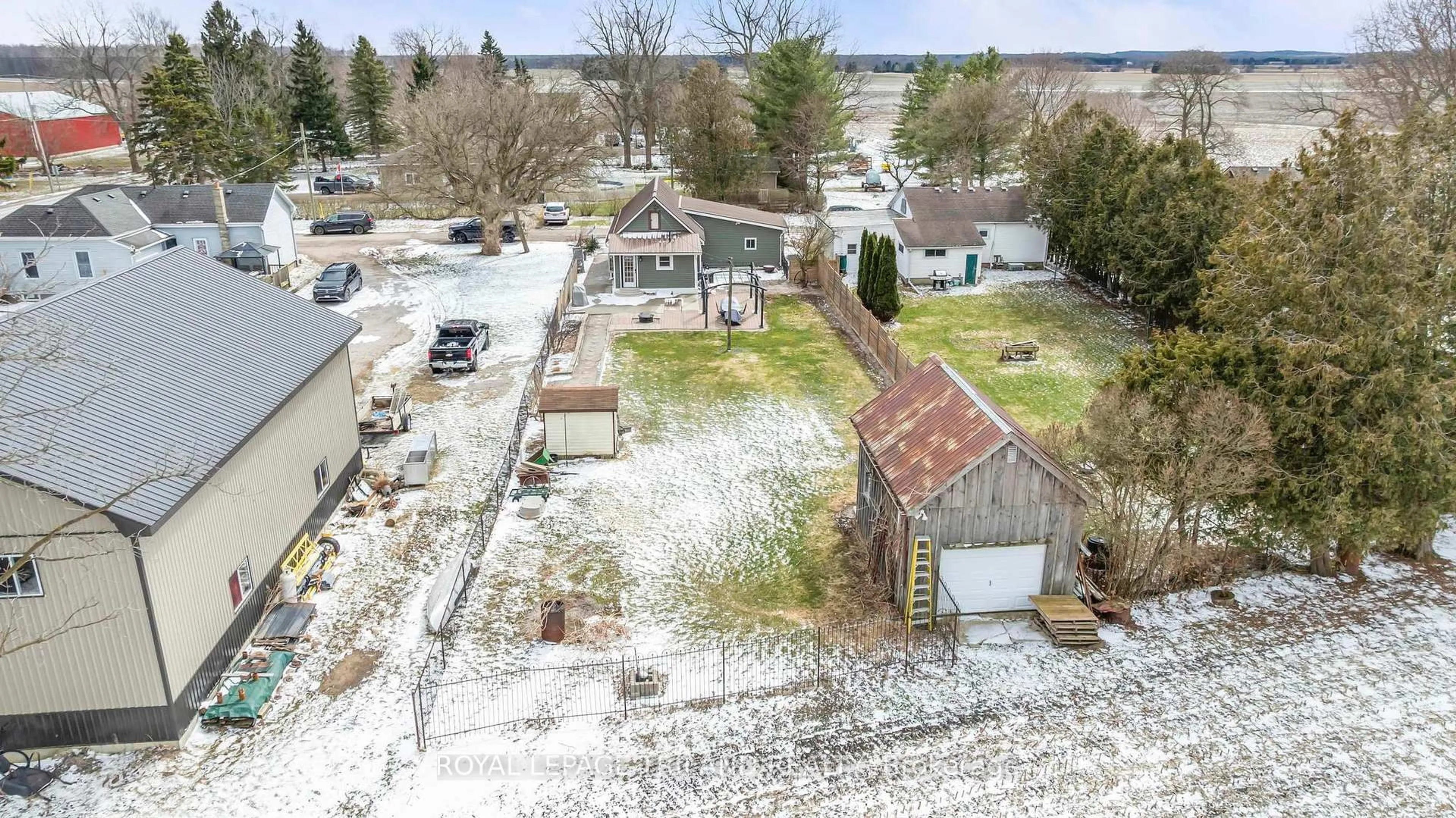 A pic from outside/outdoor area/front of a property/back of a property/a pic from drone, street for 47826 BLANCHE St, Central Elgin Ontario N5H 2R6