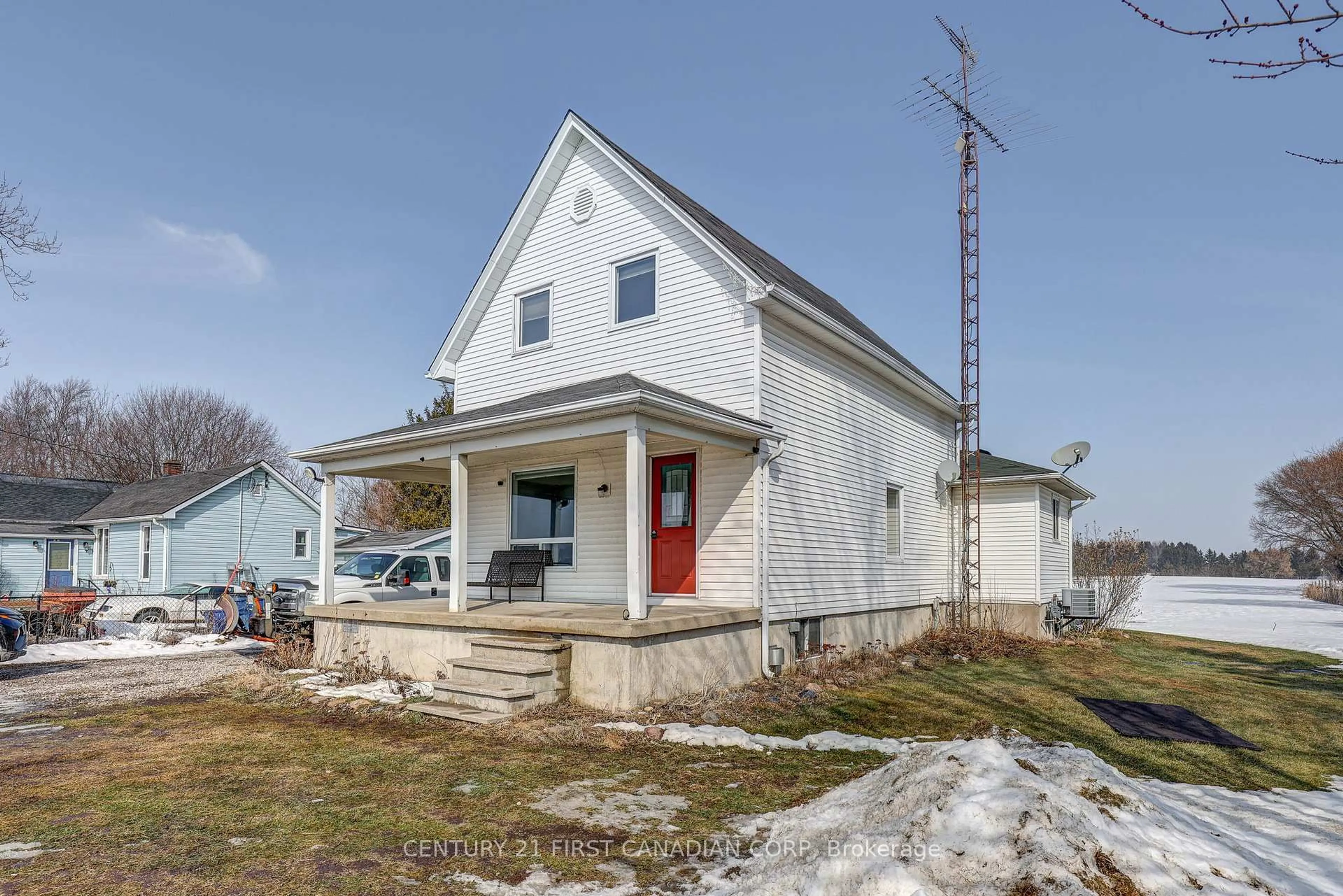 Home with vinyl exterior material, street for 20351 DUART Rd, Chatham-Kent Ontario N0L 1X0