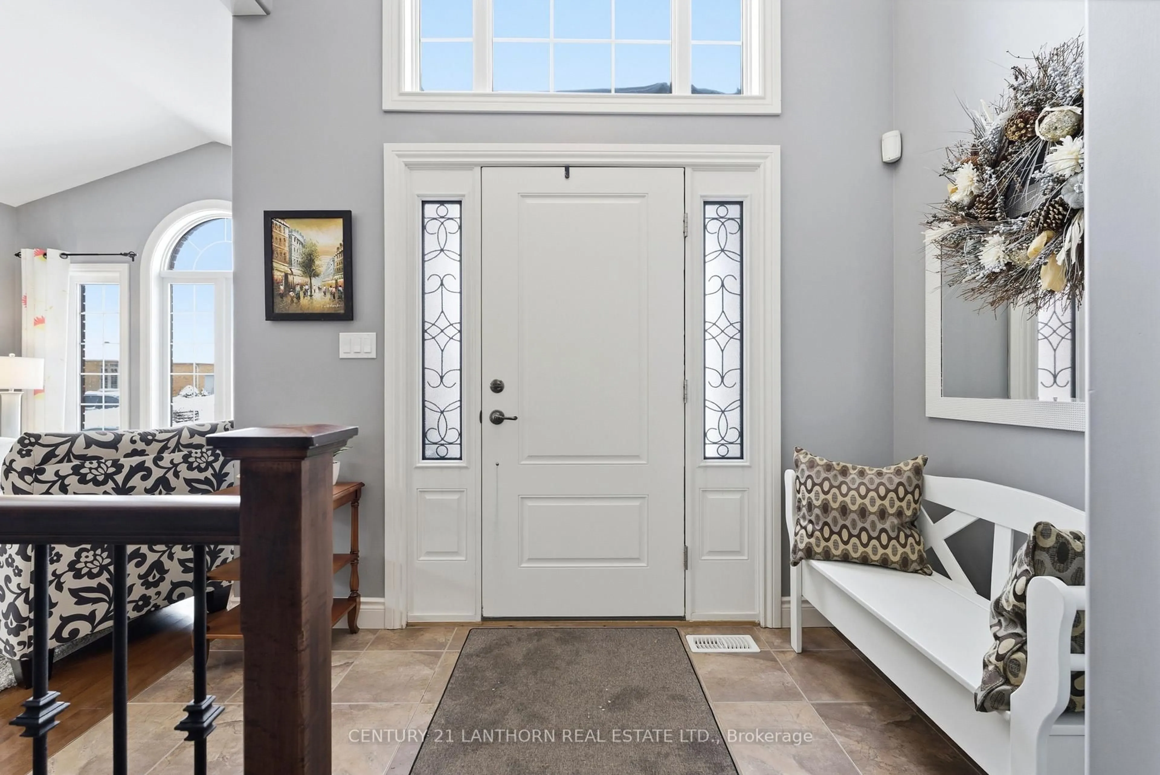 Indoor entryway for 39 McDougall Dr, Belleville Ontario K8N 0M1