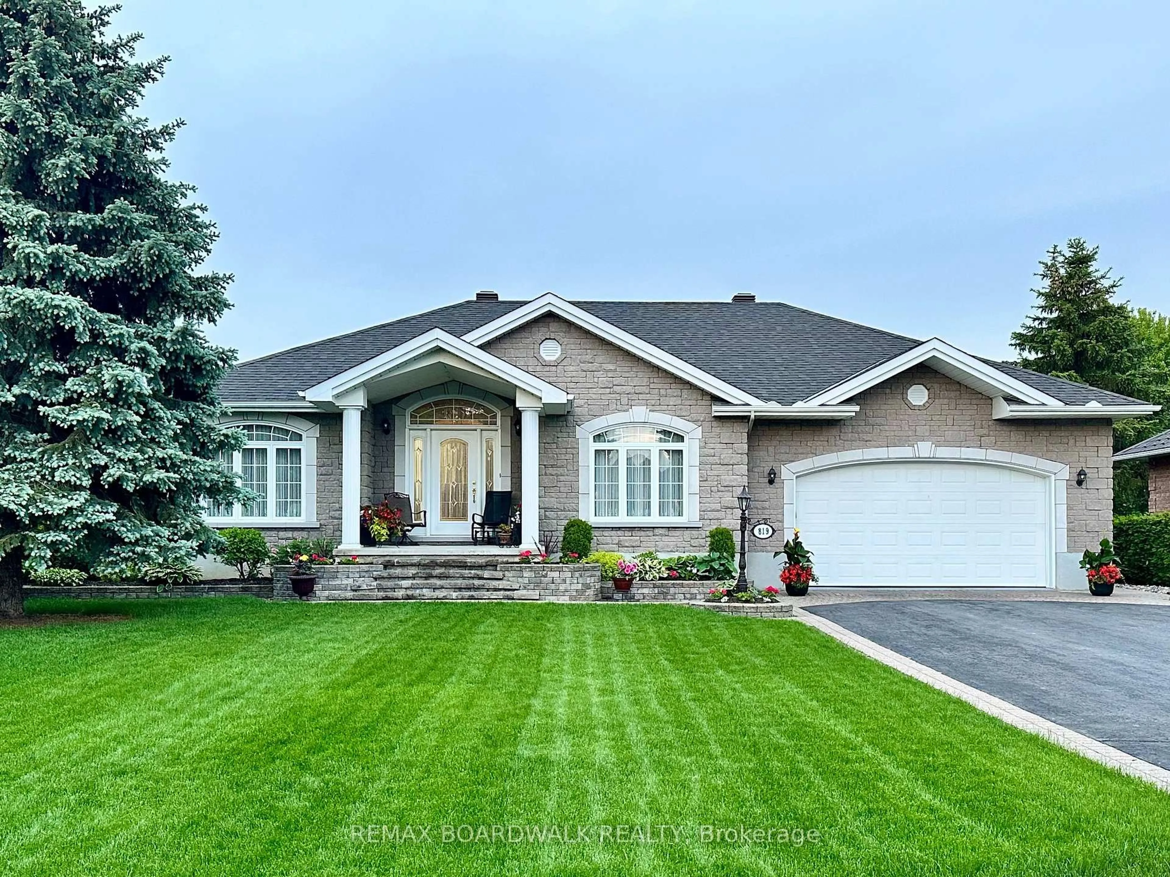 Home with brick exterior material, street for 819 Laval St, Casselman Ontario K0A 1M0