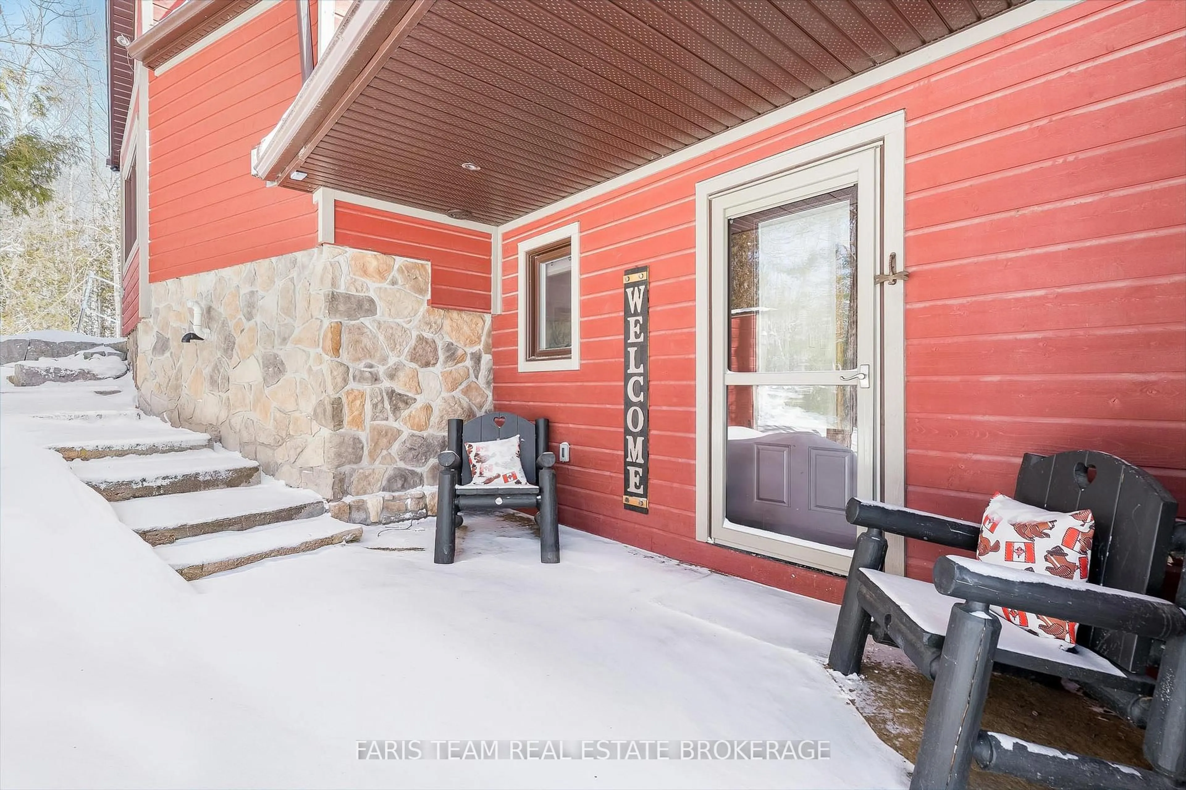 Patio, street for 44 Fire Route 394, Trent Lakes Ontario K0M 2A0