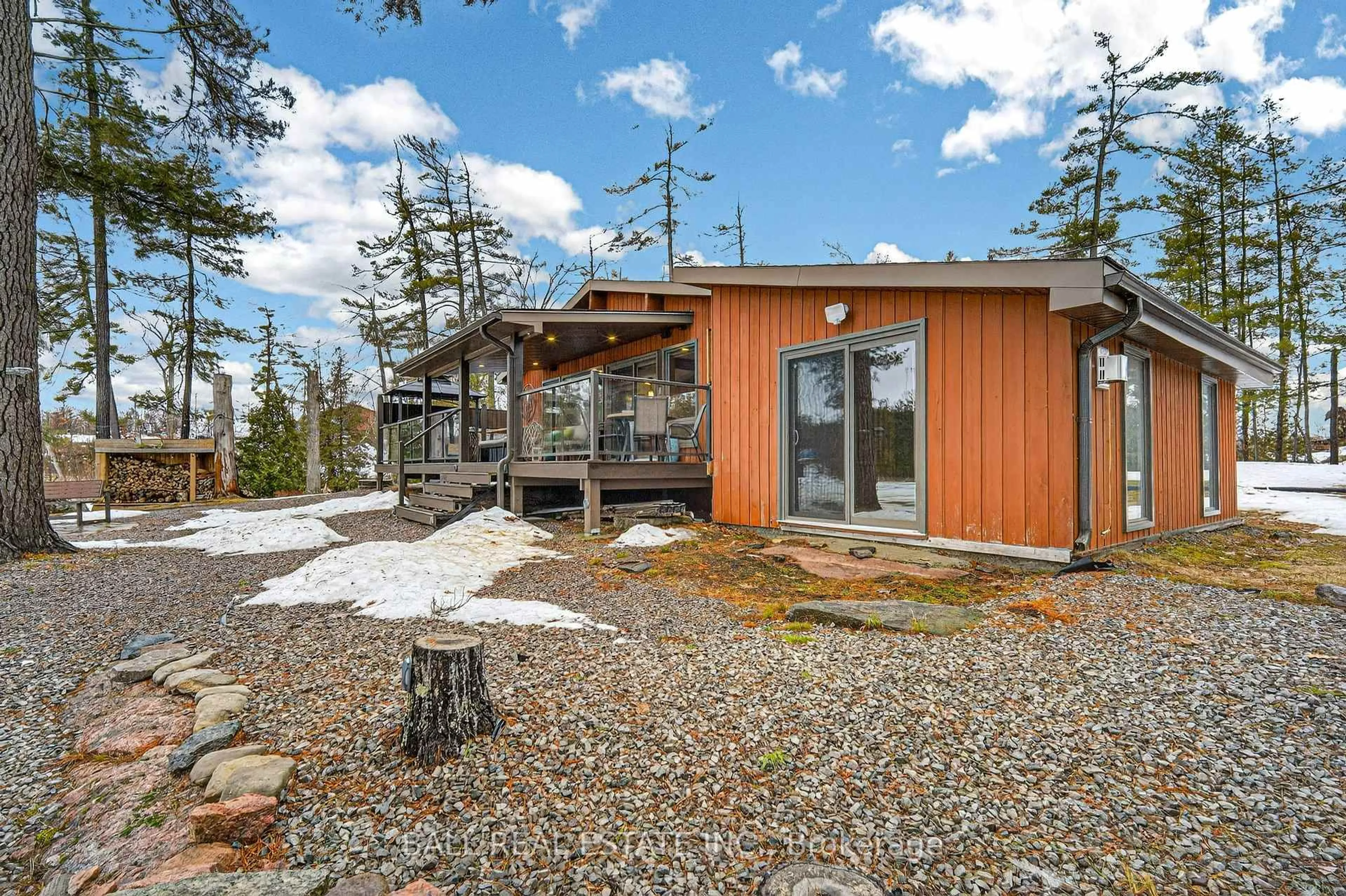 Patio, unknown for 3349 Fire Route 22, Selwyn Ontario K0L 1J0