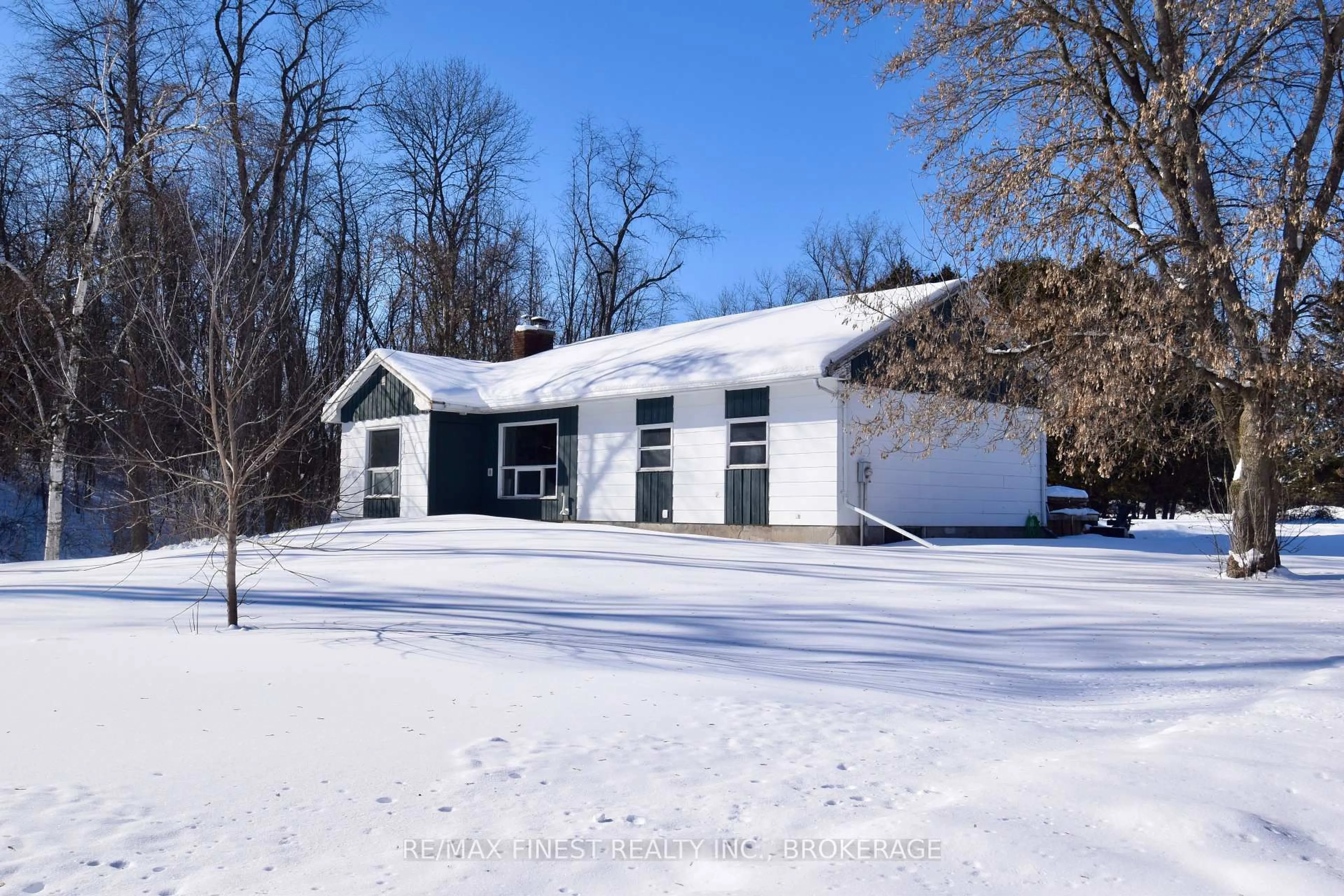 Unknown for 1523 Lake Rd, Kaladar Ontario K0K 1Z0