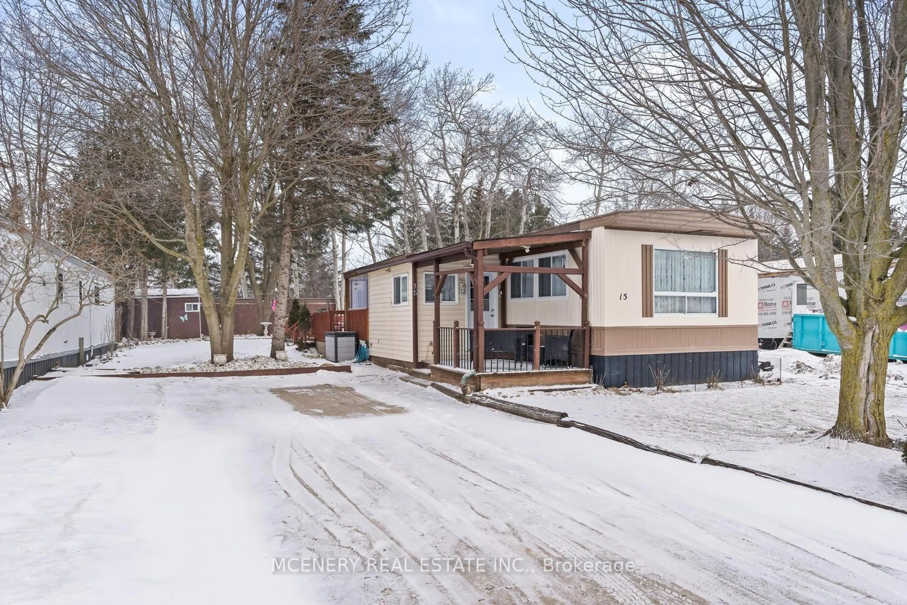 A pic from outside/outdoor area/front of a property/back of a property/a pic from drone, street for 15 HEATHER Ave, Erin Ontario N0B 1T0