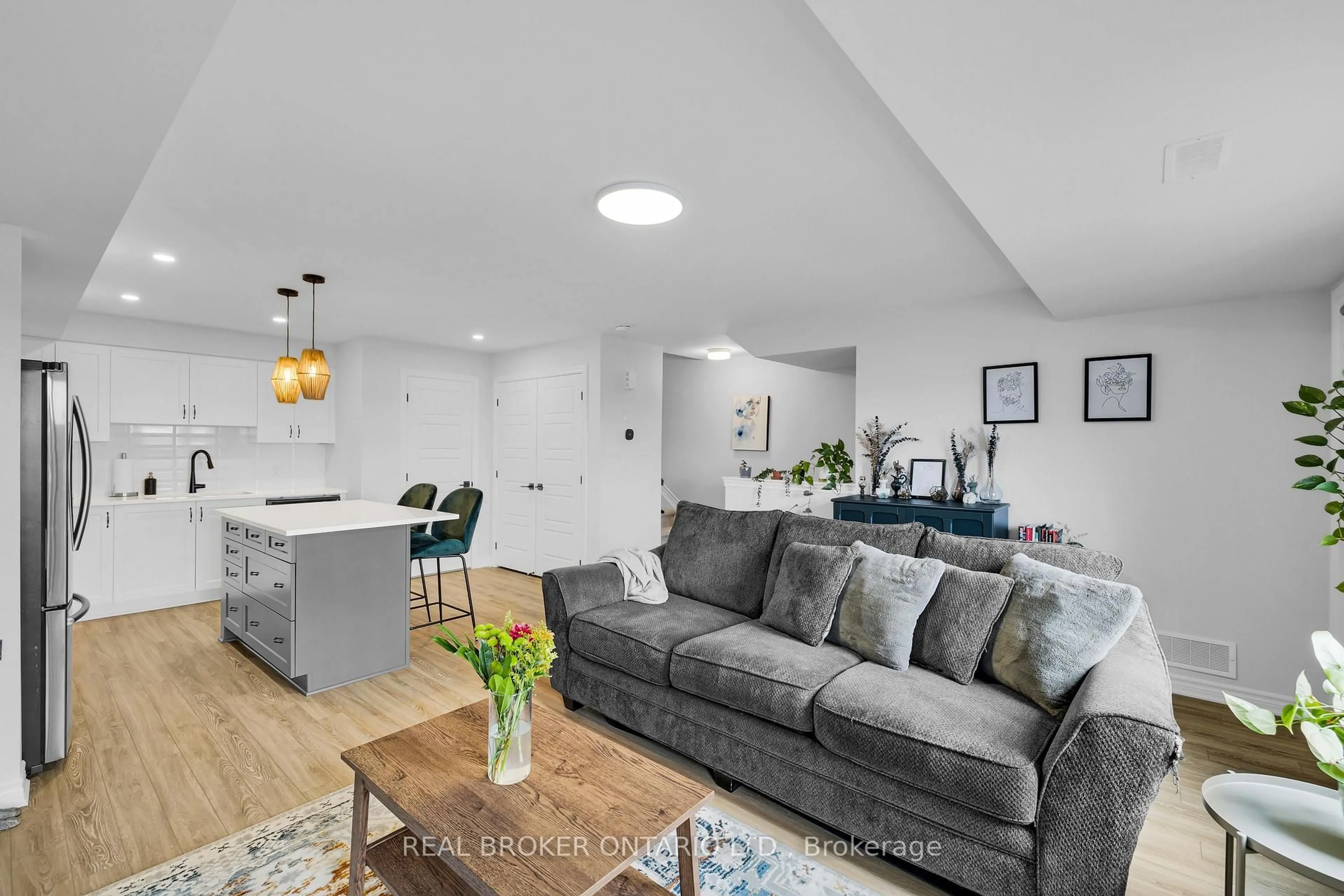 Living room with furniture, unknown for 405 Pilot Private, Ottawa Ontario K2V 0S3