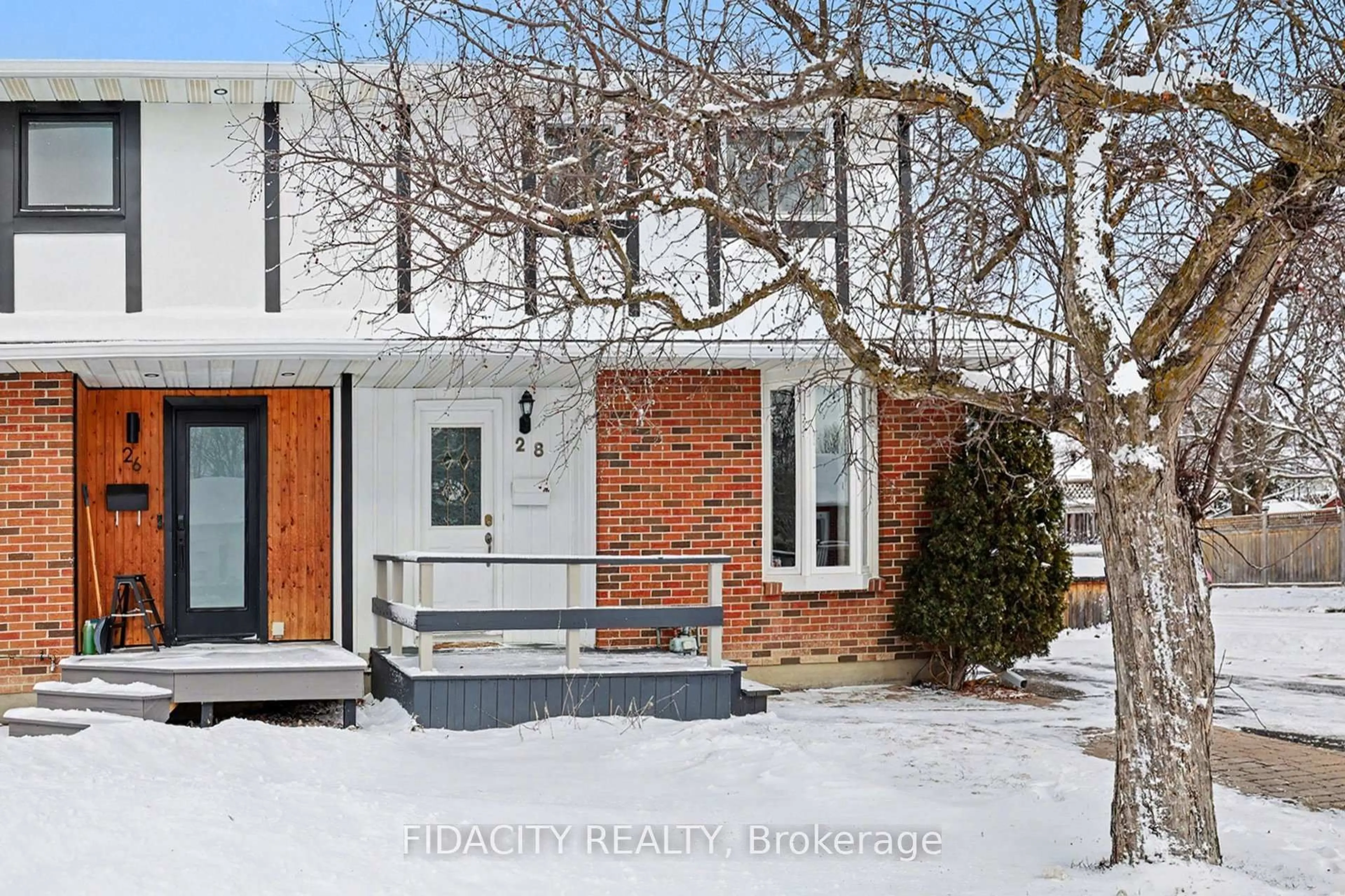 Home with brick exterior material, street for 28 Glamorgan Dr, Ottawa Ontario K2L 1P9