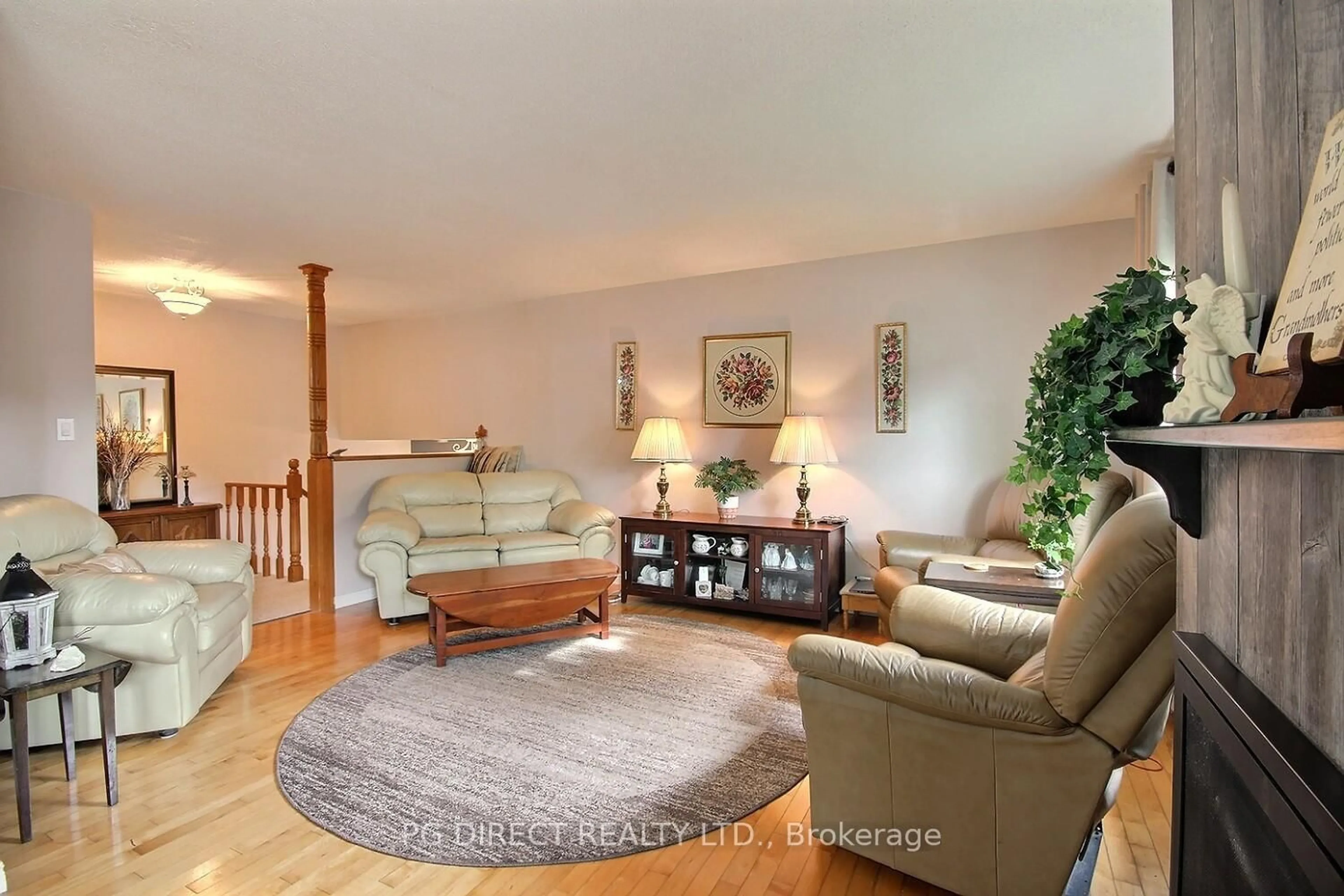 Living room with furniture, unknown for 29 Patrick St, Quinte West Ontario K8V 4B4