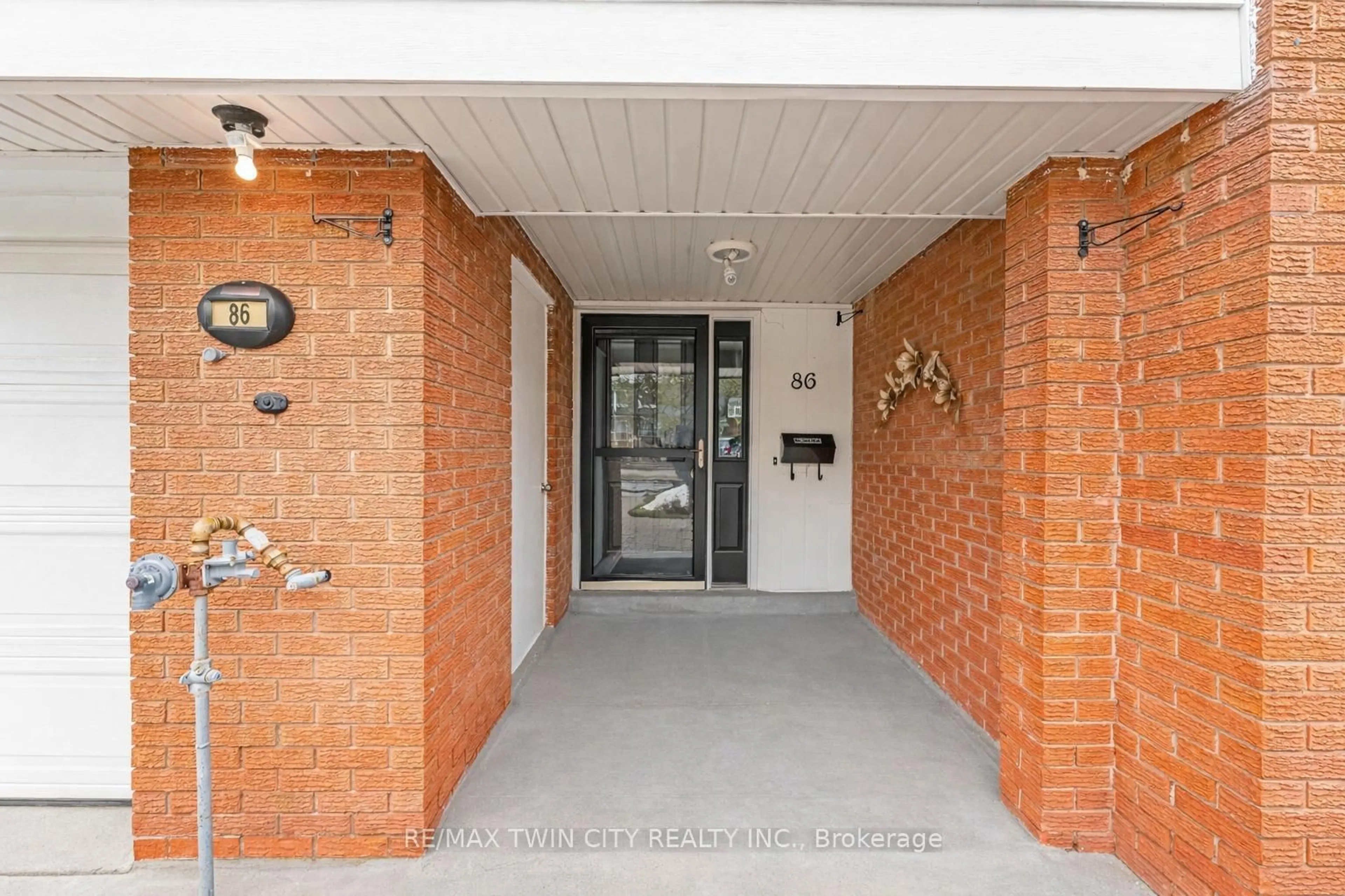 Unknown for 86 Overlea Dr, Kitchener Ontario N2M 1T1