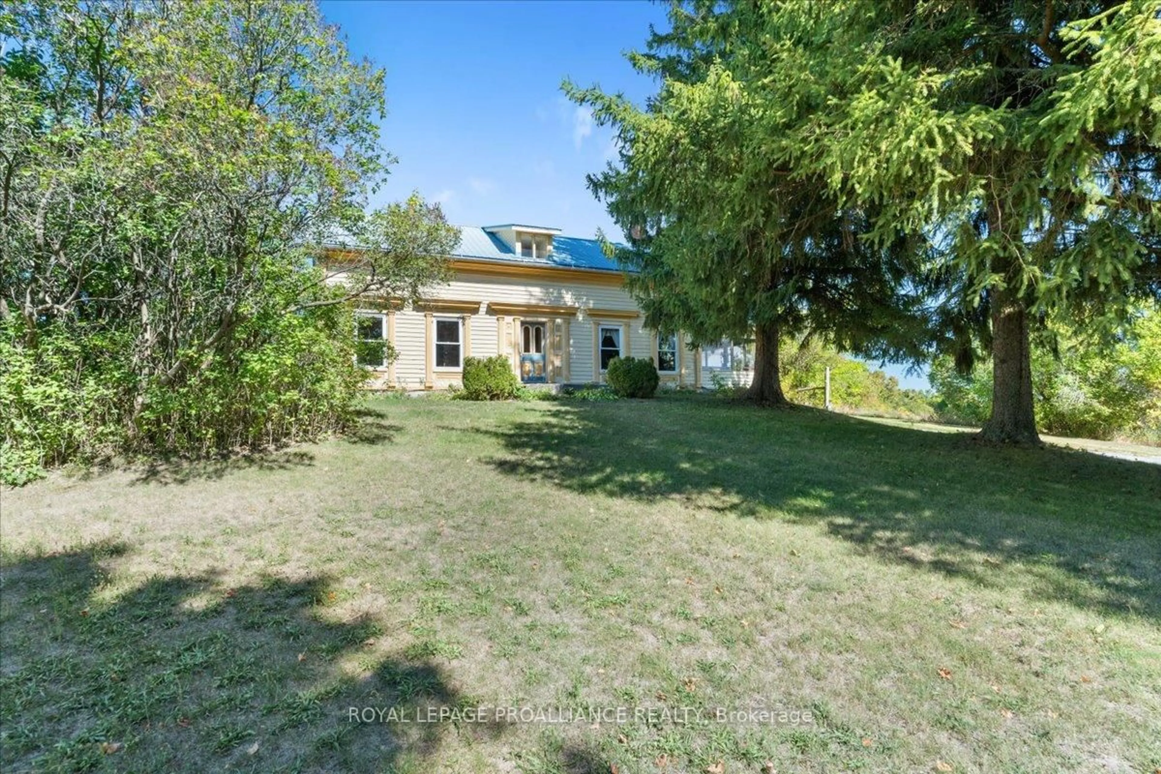 A pic from outside/outdoor area/front of a property/back of a property/a pic from drone, unknown for 22 Carson Rd, Belleville Ontario K0K 2Y0