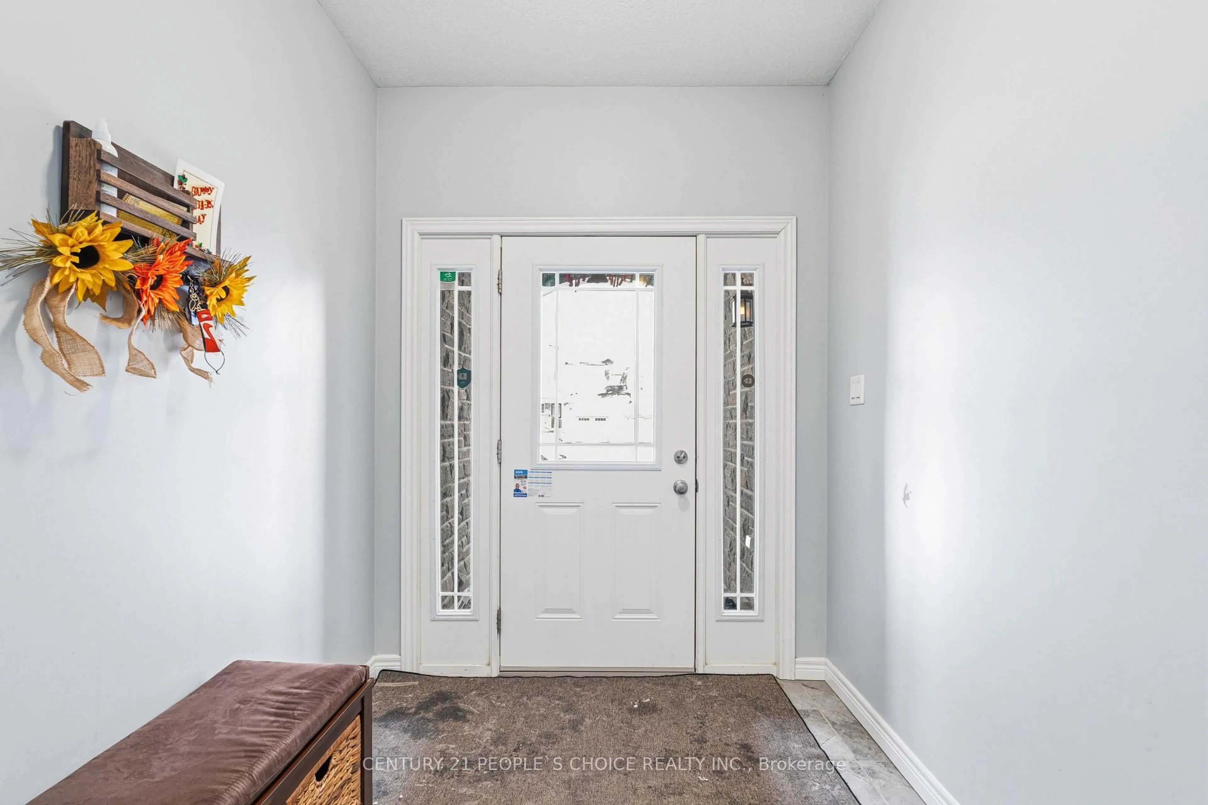 Indoor entryway for 72 Grand Flats Tr, Waterloo Ontario N2A 0J8