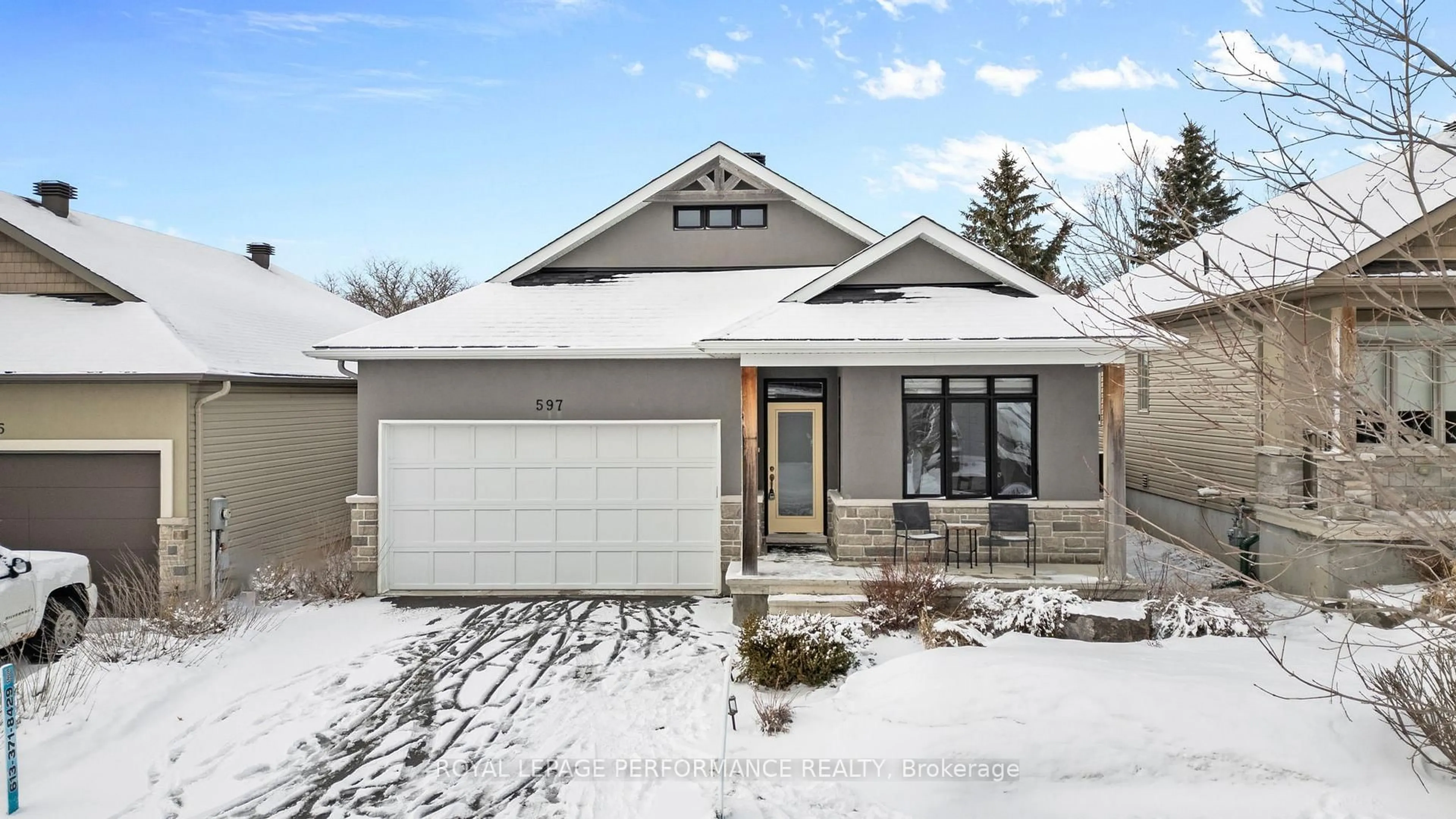 Home with vinyl exterior material, street for 597 Robert Hill St, Almonte Ontario K0A 1A0