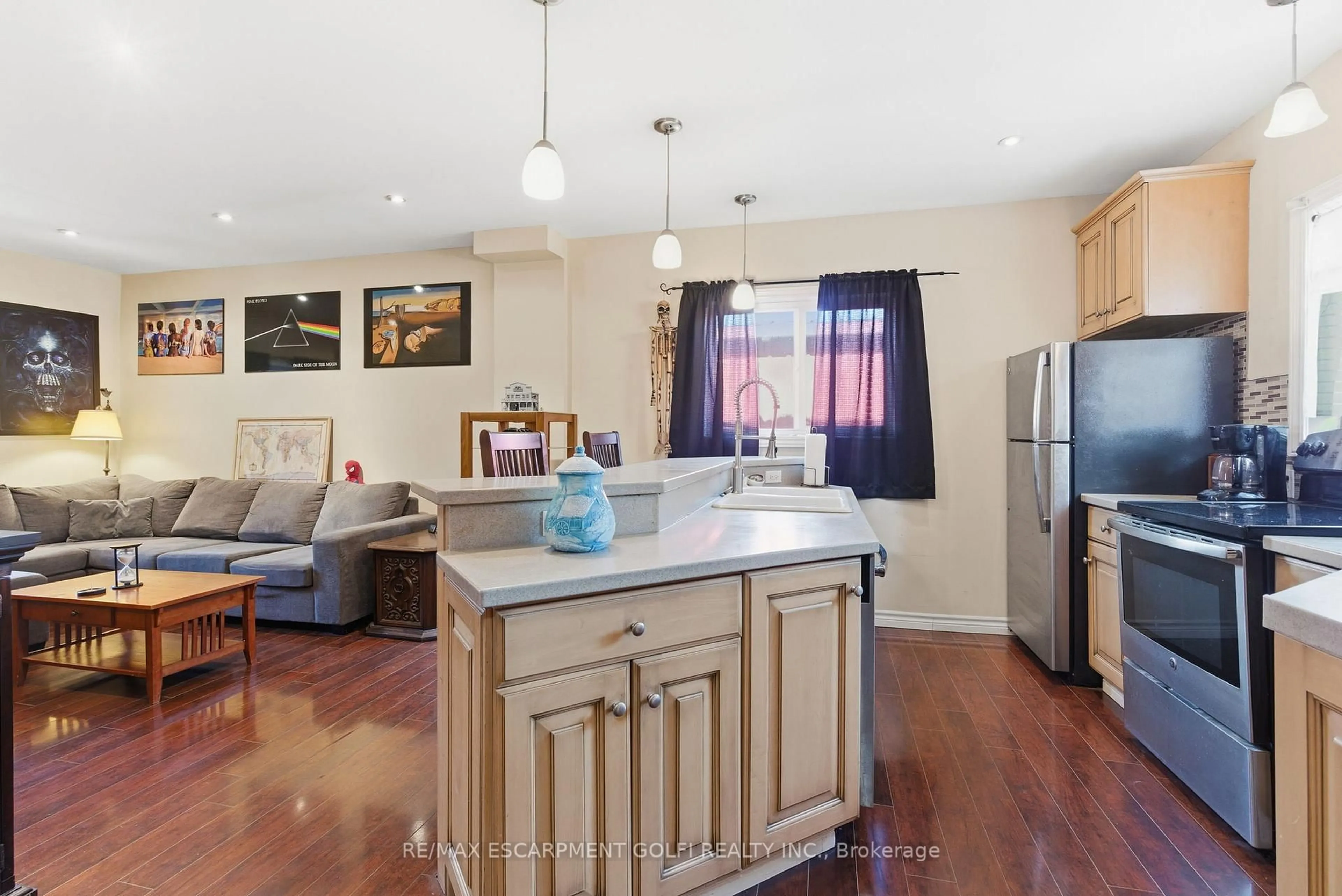 Open concept kitchen, unknown for 132 1/2 Lake St, St. Catharines Ontario L2R 5Y1