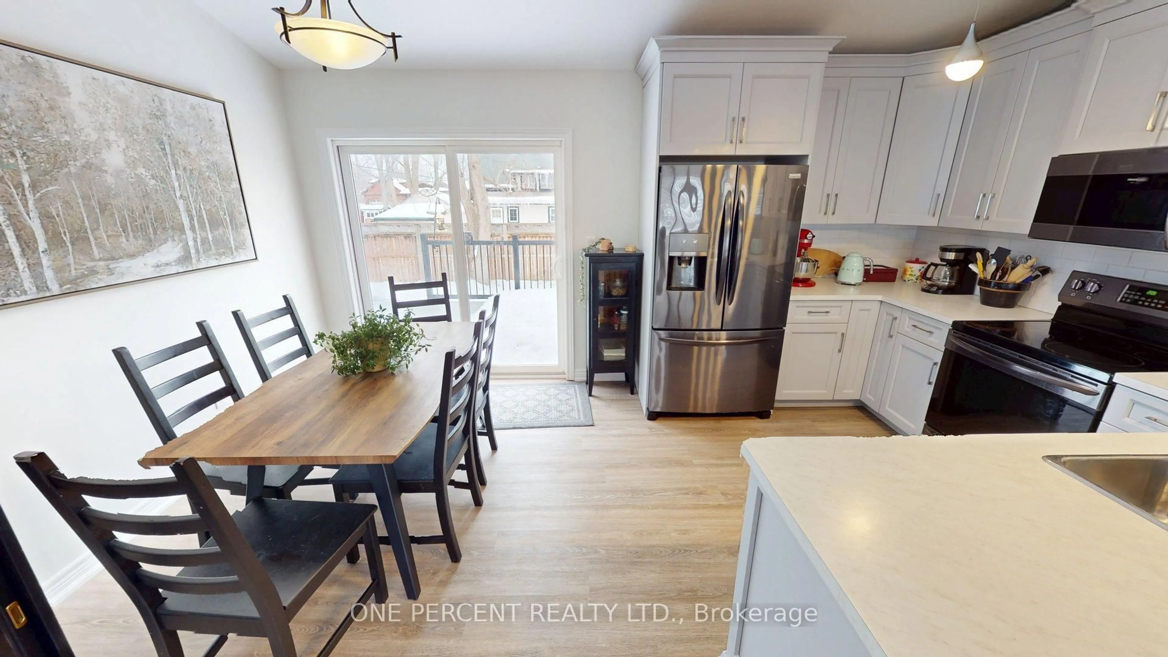 Open concept kitchen, unknown for 362 Lakeside Rd, Fort Erie Ontario L2A 4X4