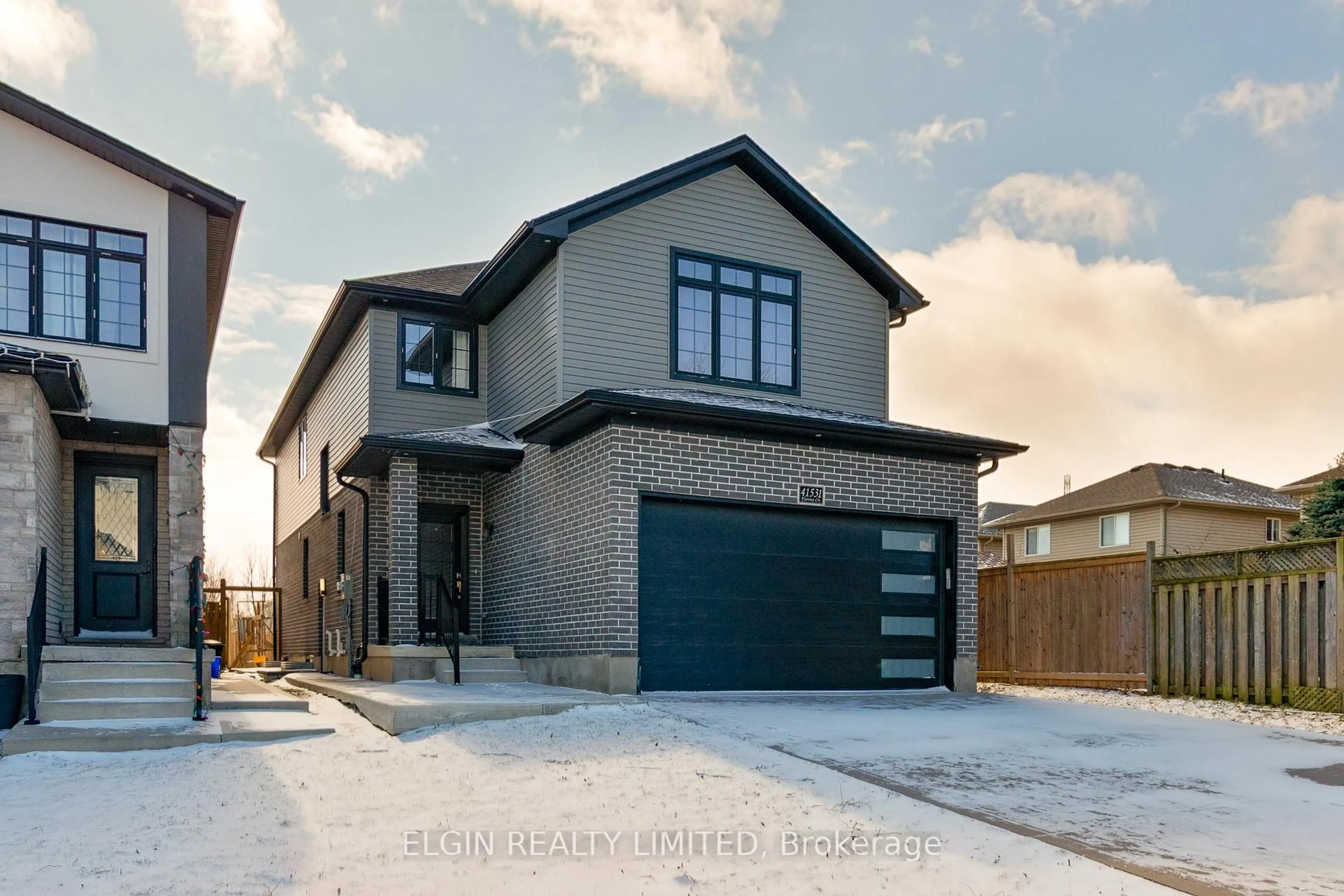 Home with brick exterior material, street for 41531 Florence Crt, Southwold Ontario N5P 4N4