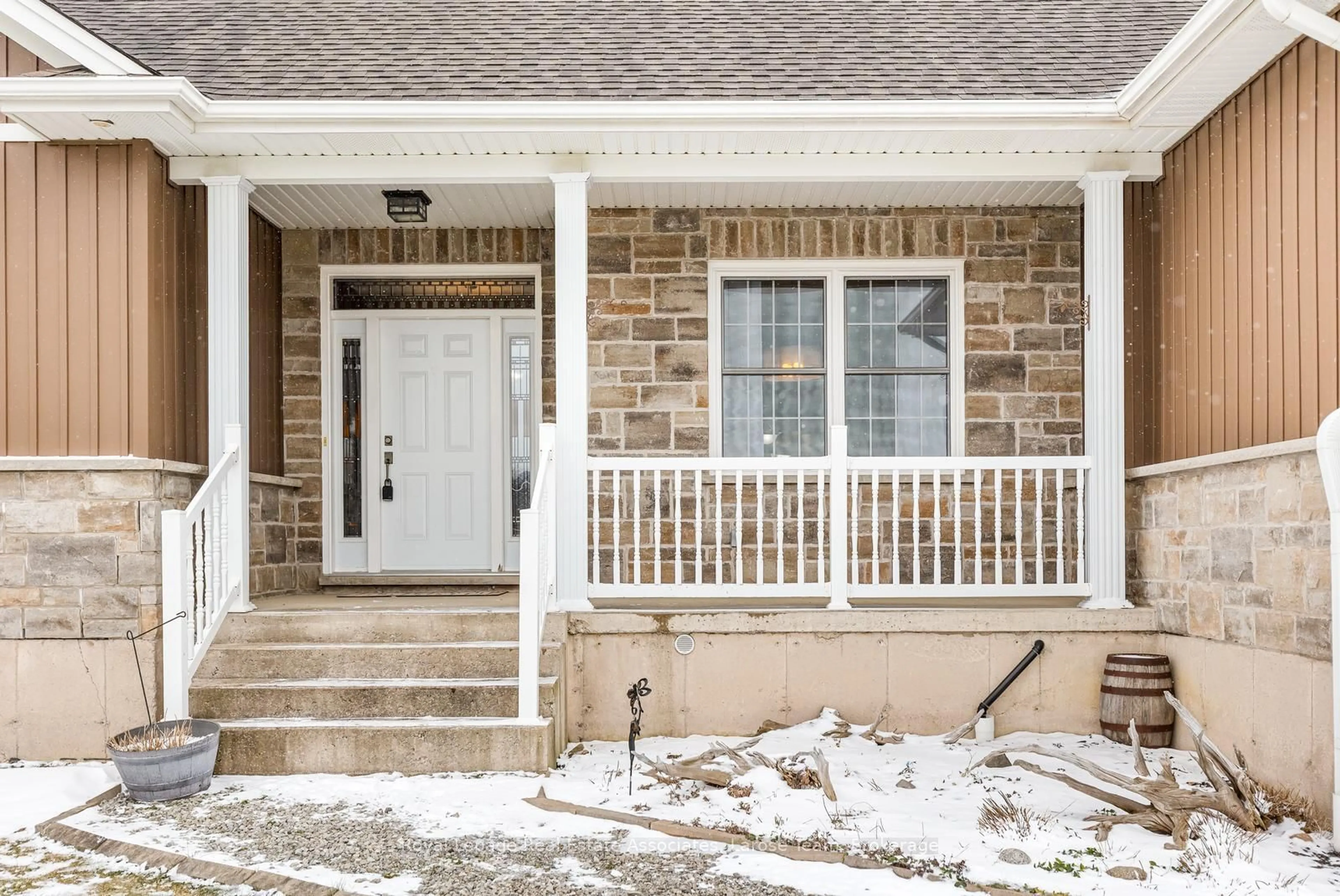 Home with brick exterior material, street for 5484 Attema Cres, West Lincoln Ontario L0R 1Y0