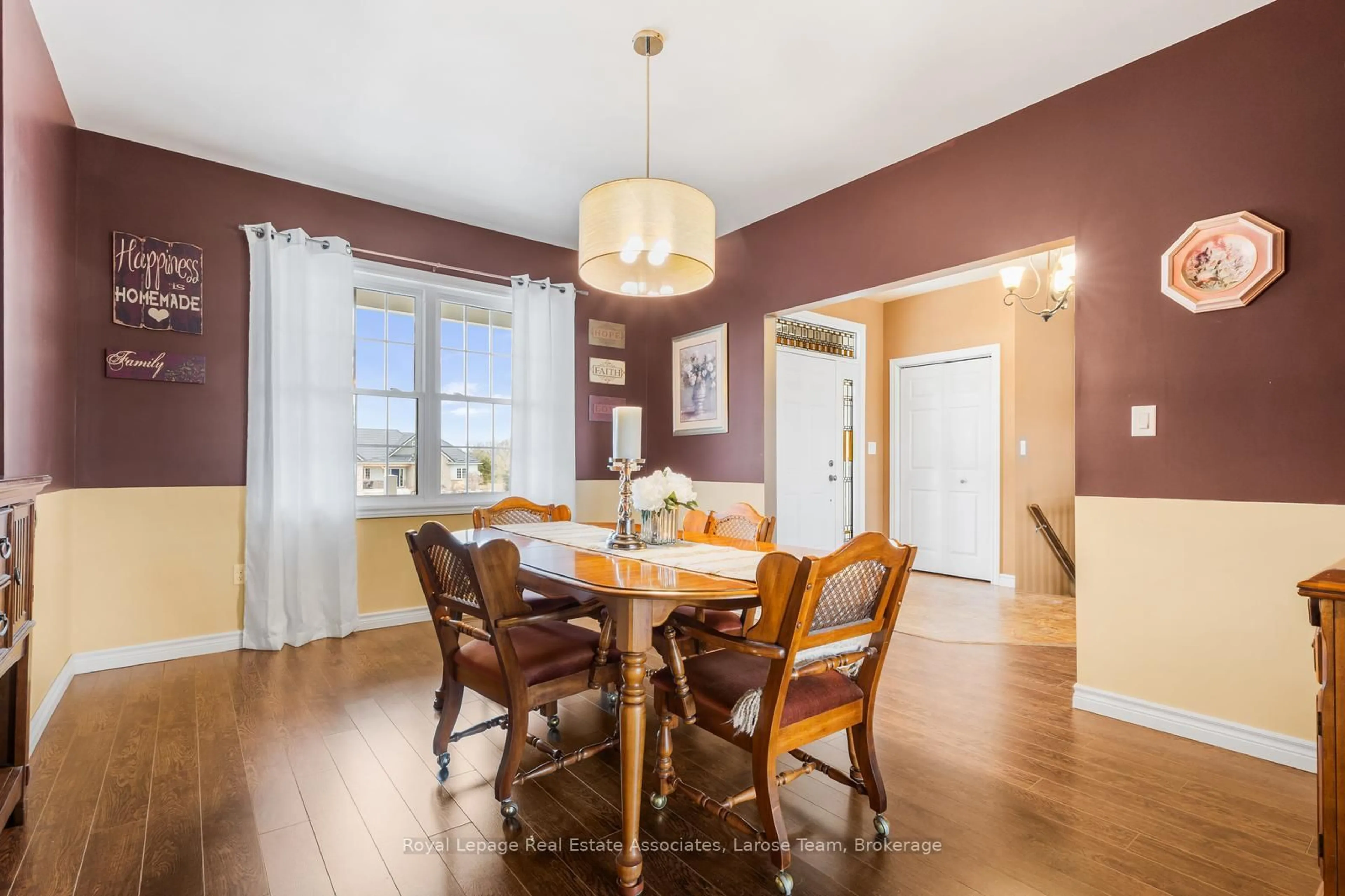 Dining room, wood/laminate floor for 5484 Attema Cres, West Lincoln Ontario L0R 1Y0