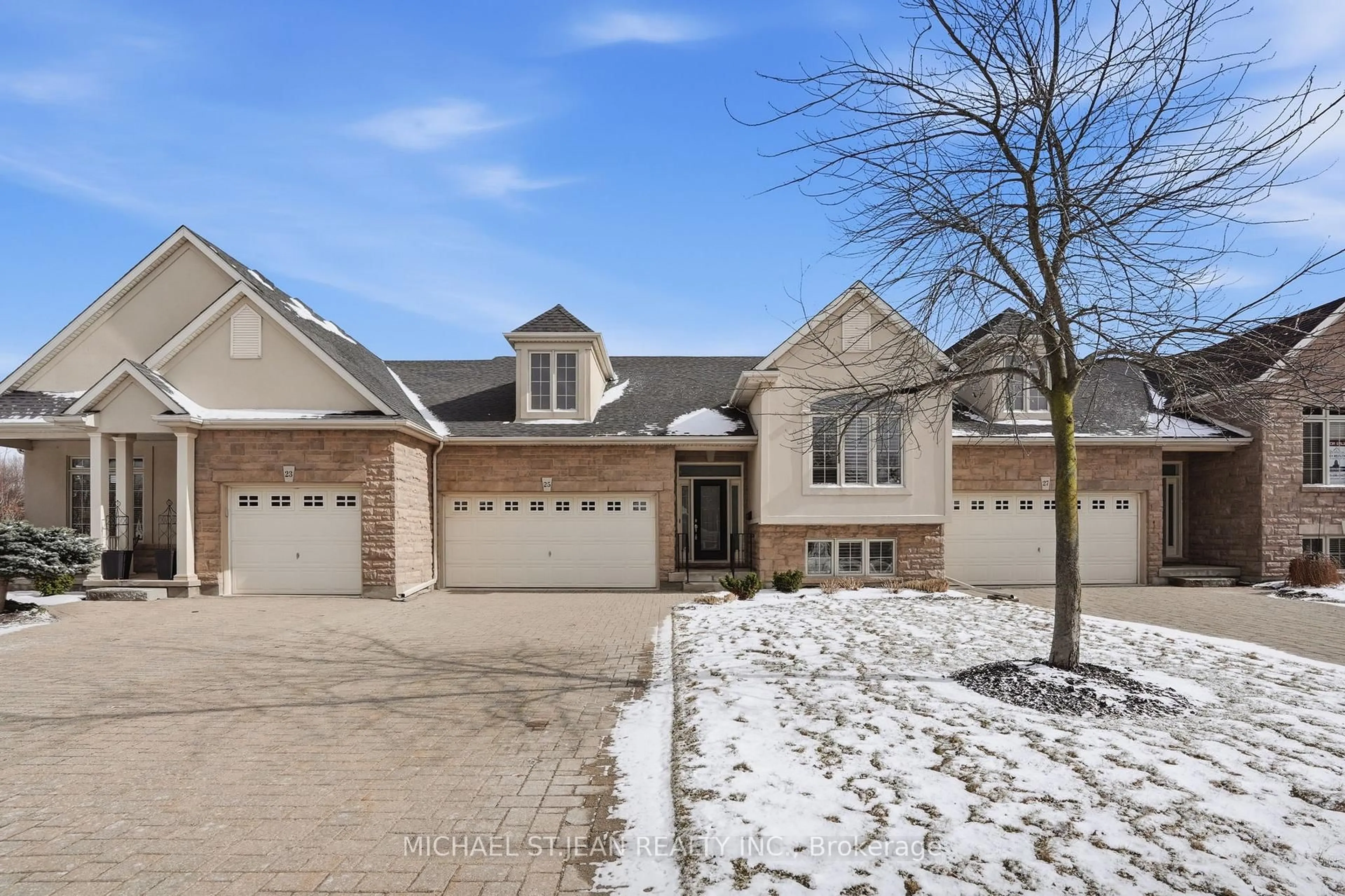 Home with brick exterior material, street for 25 Scullers Way #2, St. Catharines Ontario L2N 7S9