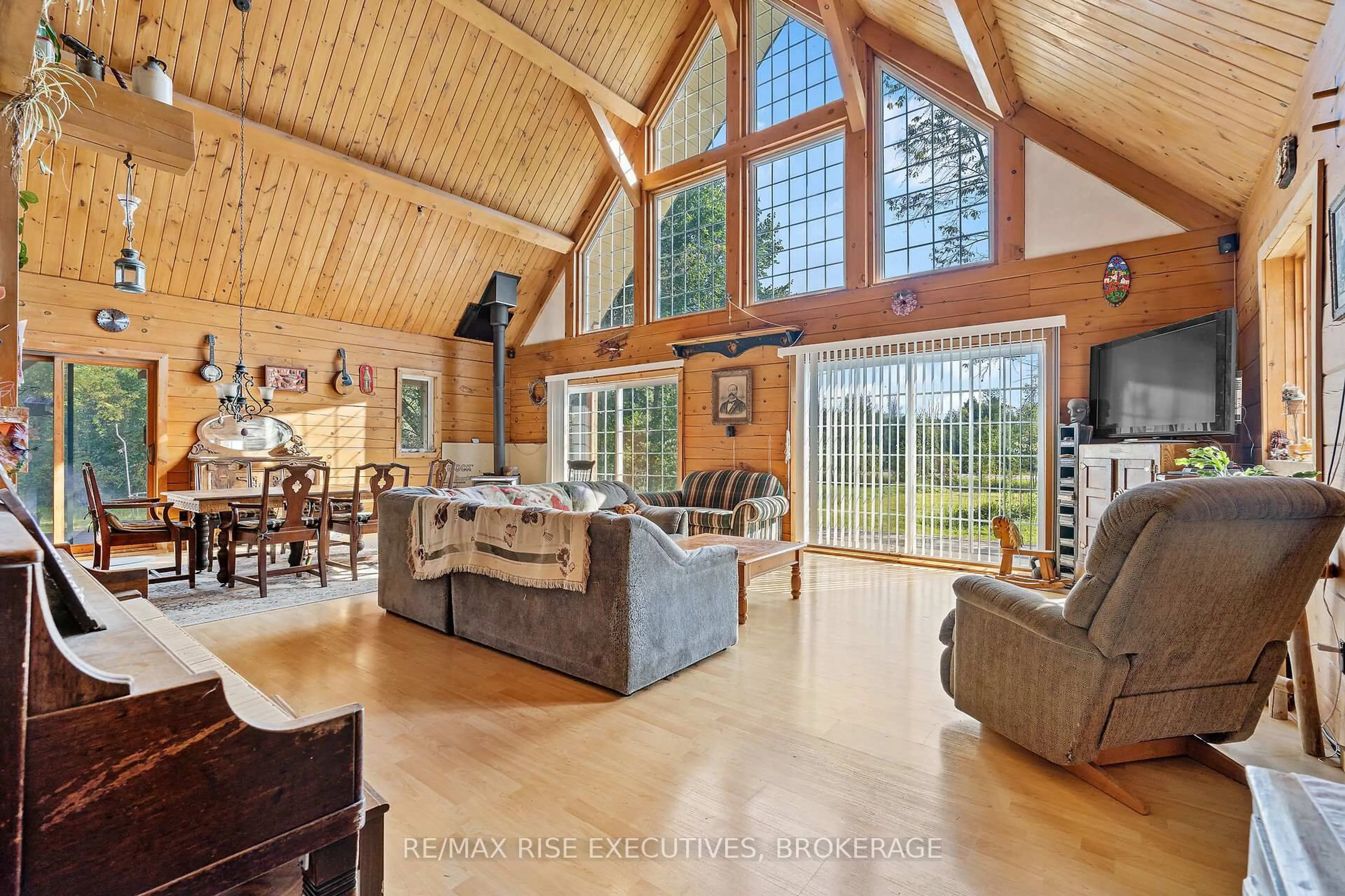 Unknown for 1758 Highway 15, Rideau Lakes Ontario K0G 1E0