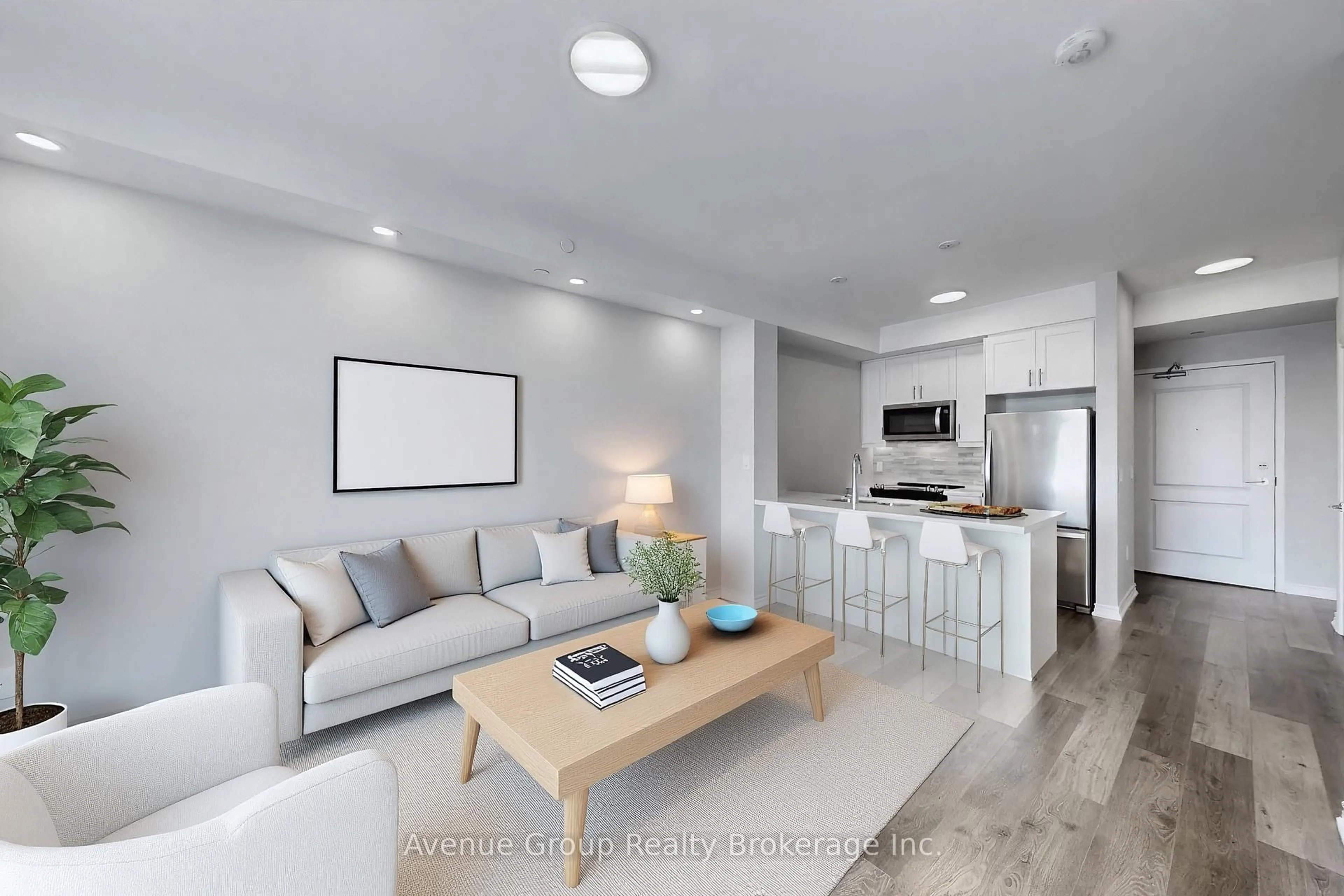 Living room with furniture, unknown for 5055 Greenlane Rd #520, Lincoln Ontario L3J 2J3