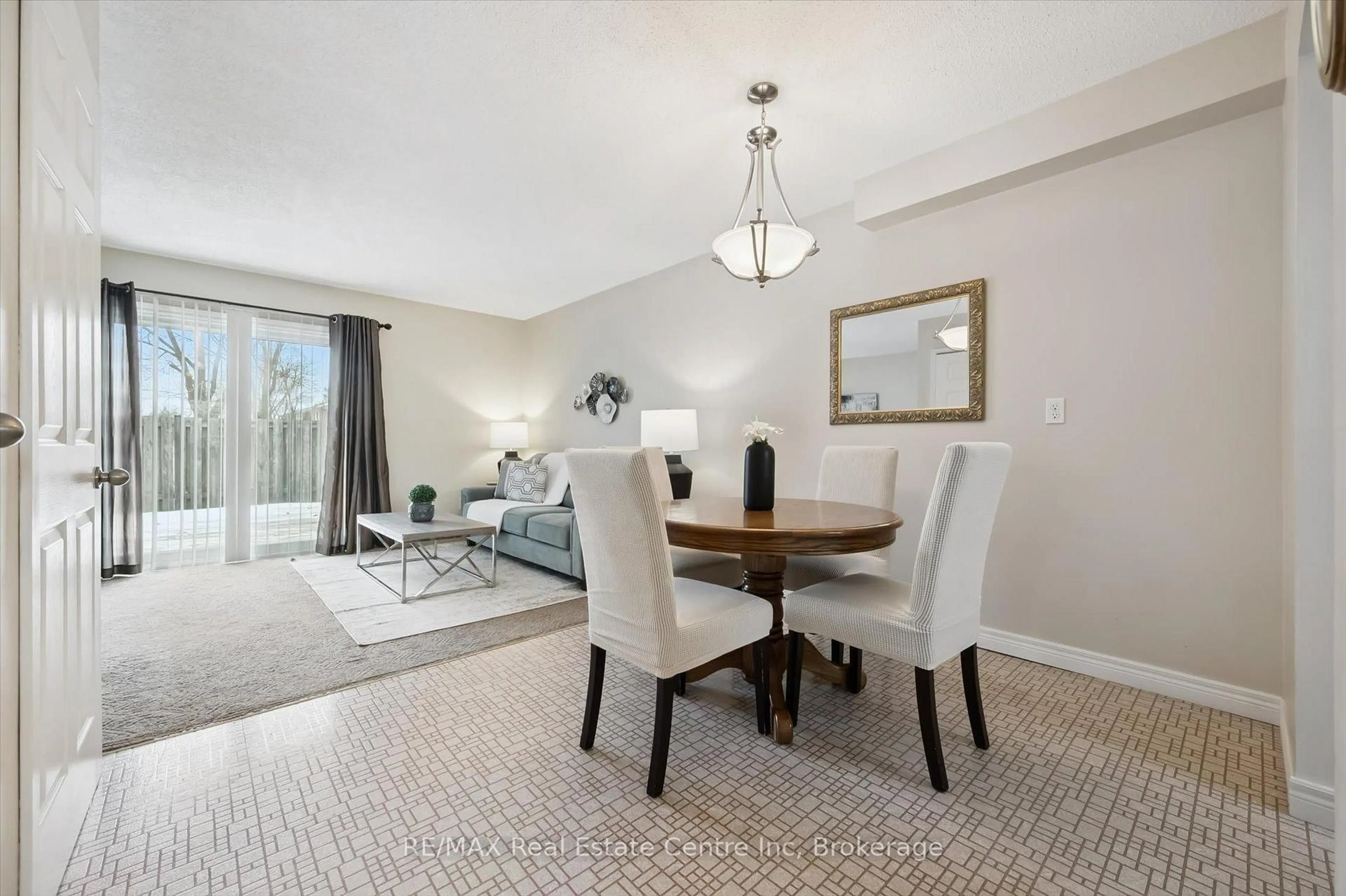 Dining room, unknown for 31 Greengate Rd #205, Guelph Ontario N1H 6R3