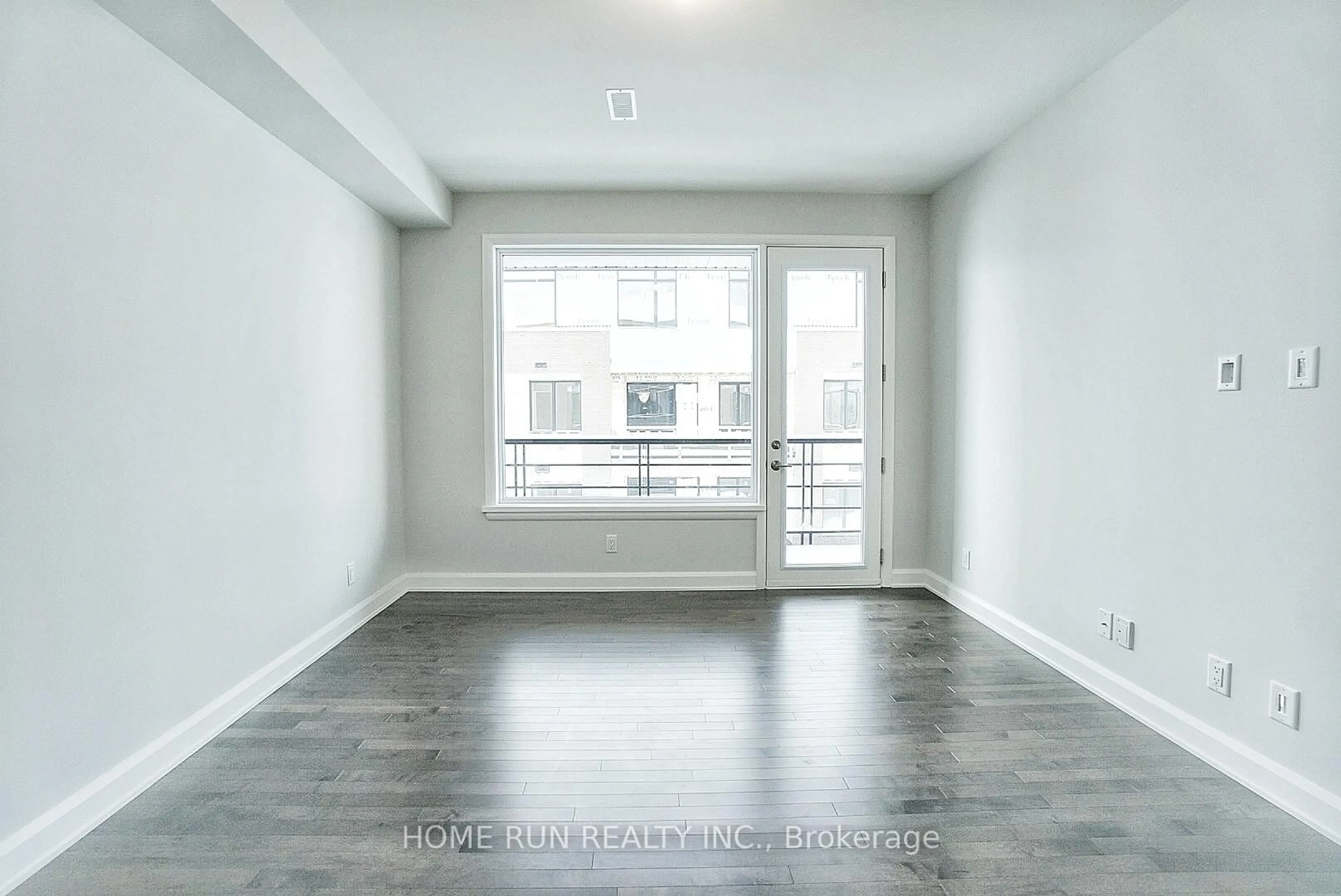 A pic of a room for 170 BOUNDSTONE Way #203, Ottawa Ontario K2T 0M8