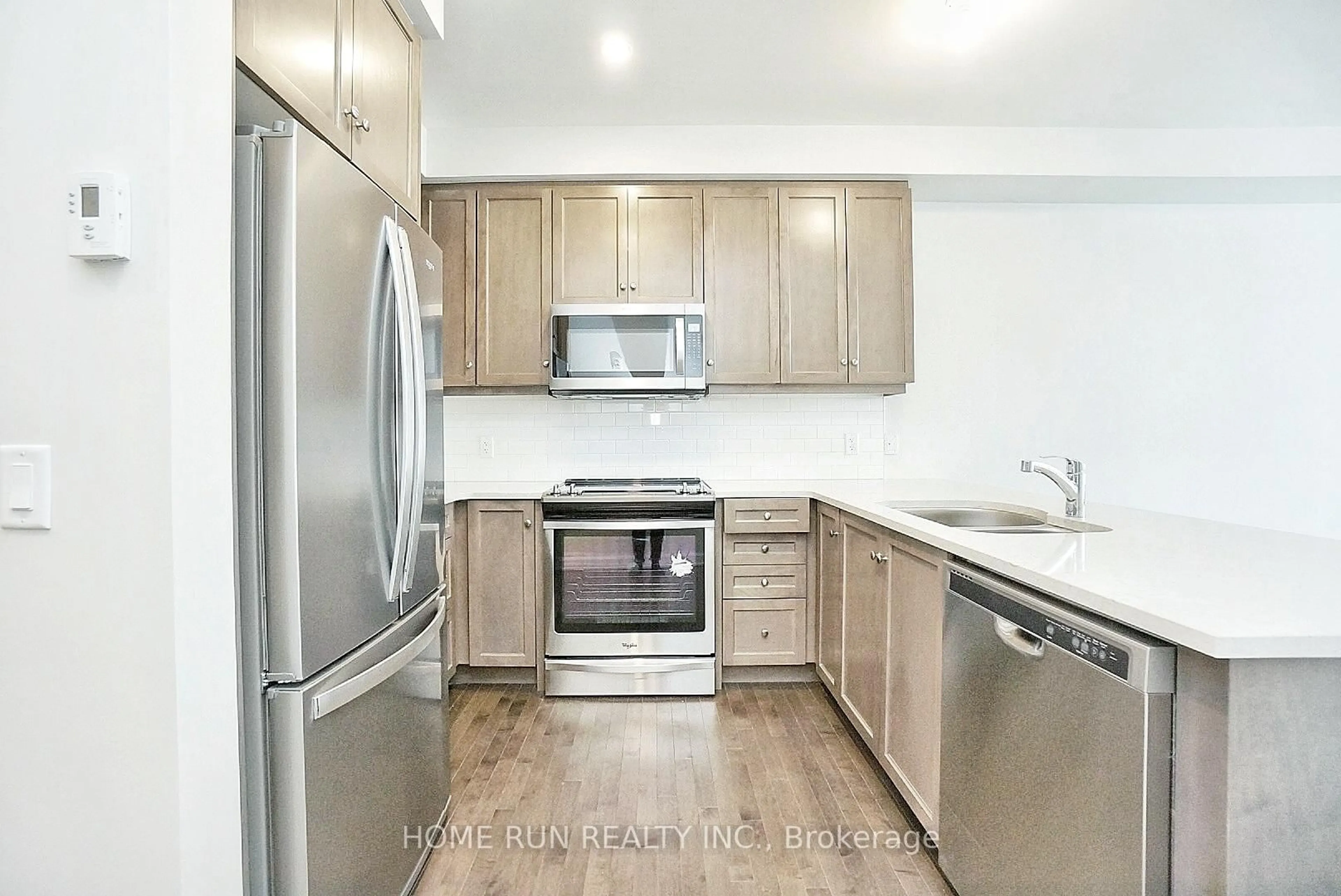 Standard kitchen, unknown for 170 BOUNDSTONE Way #203, Ottawa Ontario K2T 0M8