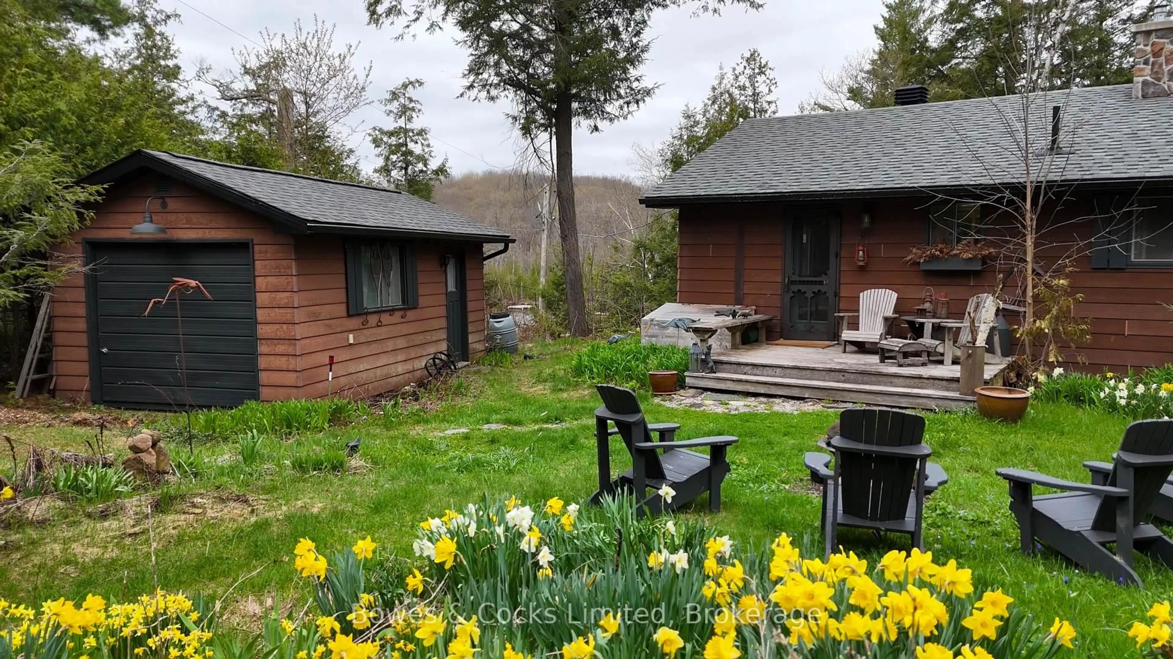 Patio, unknown for 187 Corral Post Lane, Coe Hill Ontario K0L 1P0