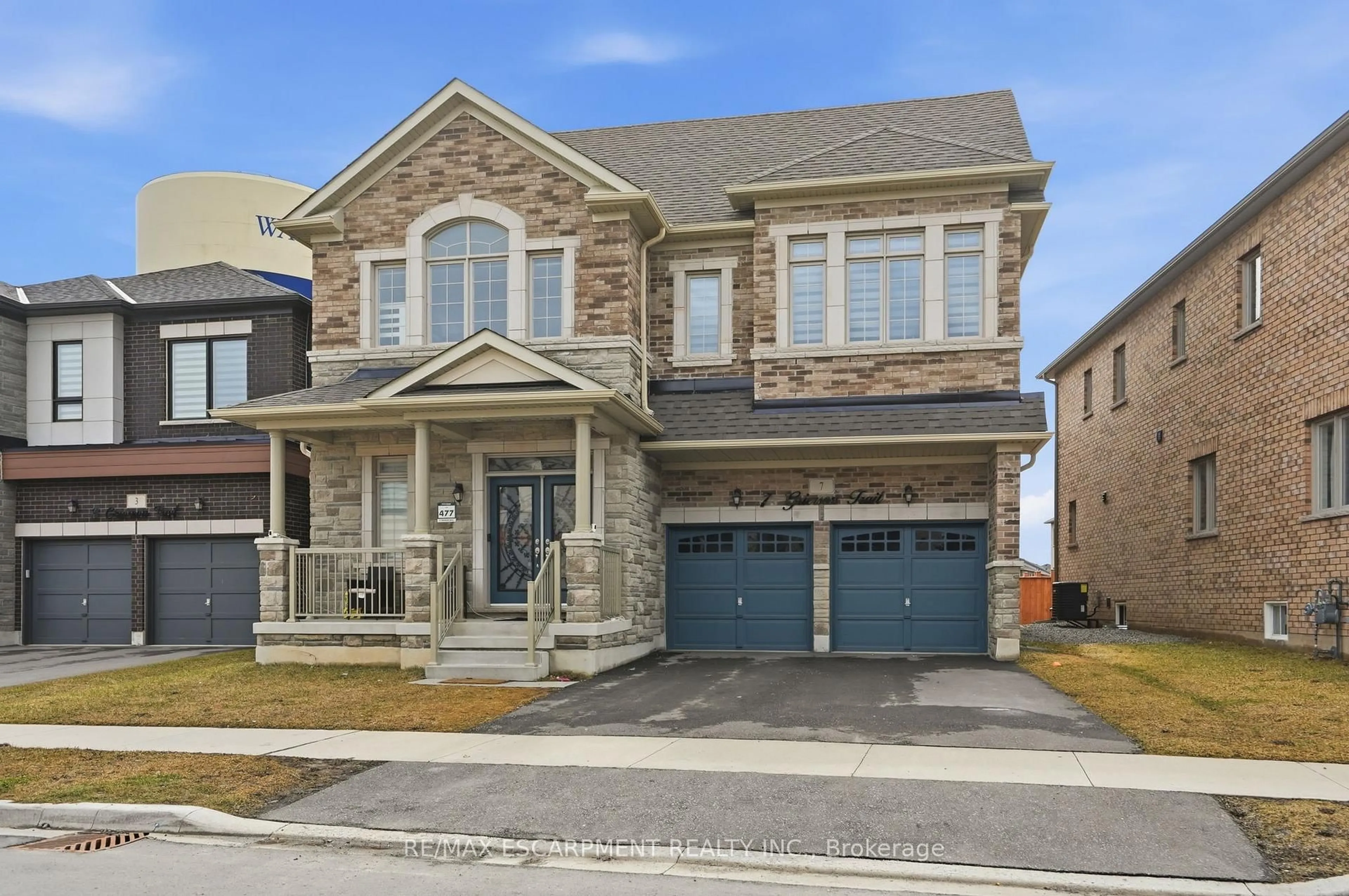 Home with brick exterior material, street for 7 GRIERSON Tr, Hamilton Ontario L8B 1Z7