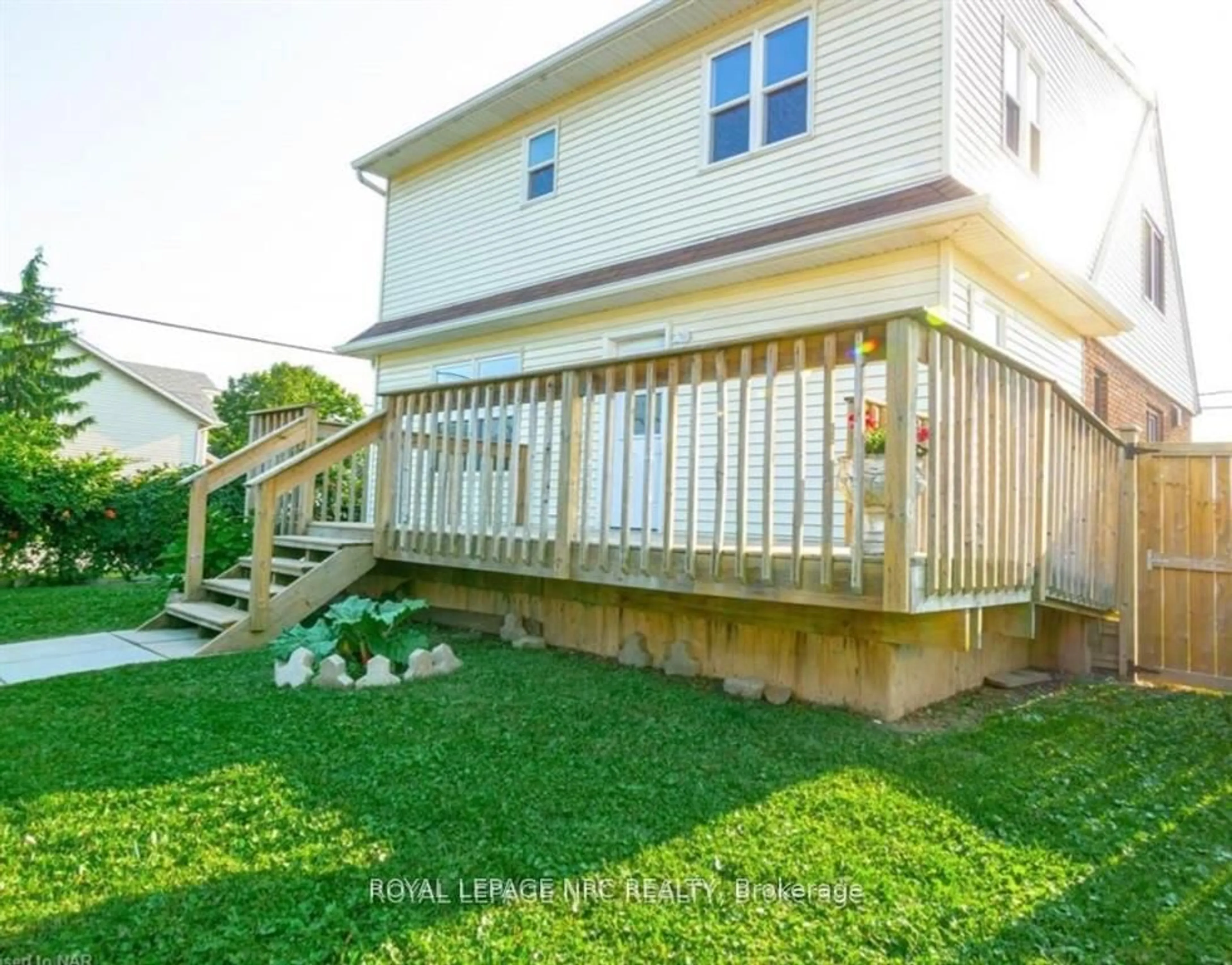 Unknown for 3090 Dorchester Rd, Niagara Falls Ontario L2J 2Z7