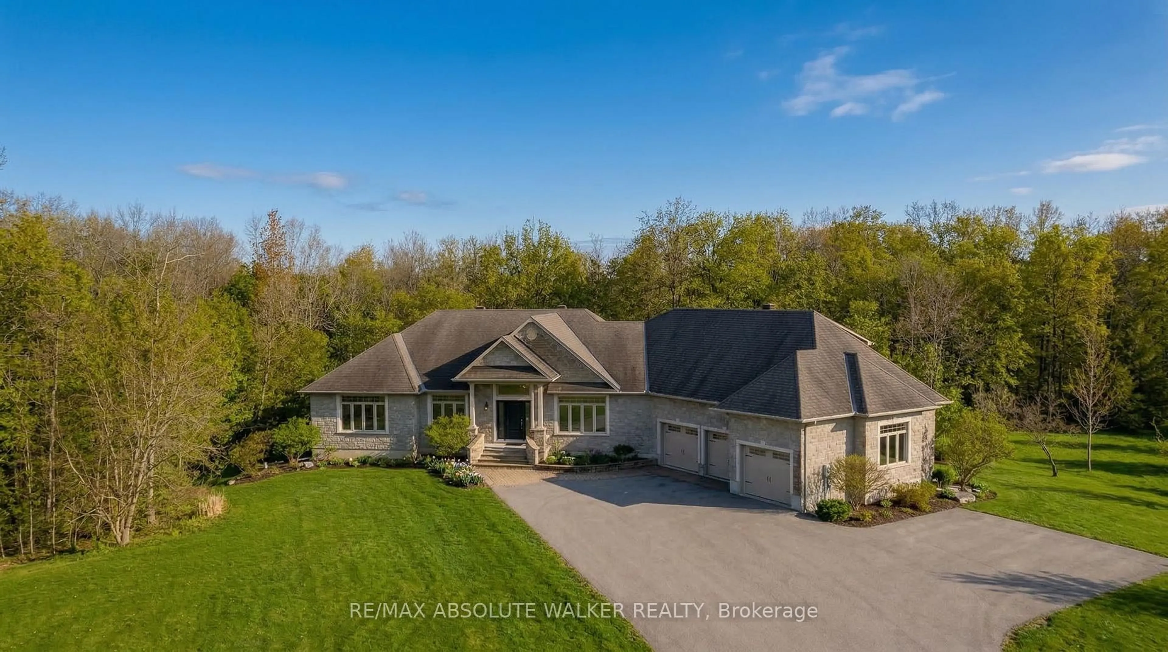 A pic from outside/outdoor area/front of a property/back of a property/a pic from drone, unknown for 8134 Adam Baker Way, Metcalfe Ontario K0A 2P0