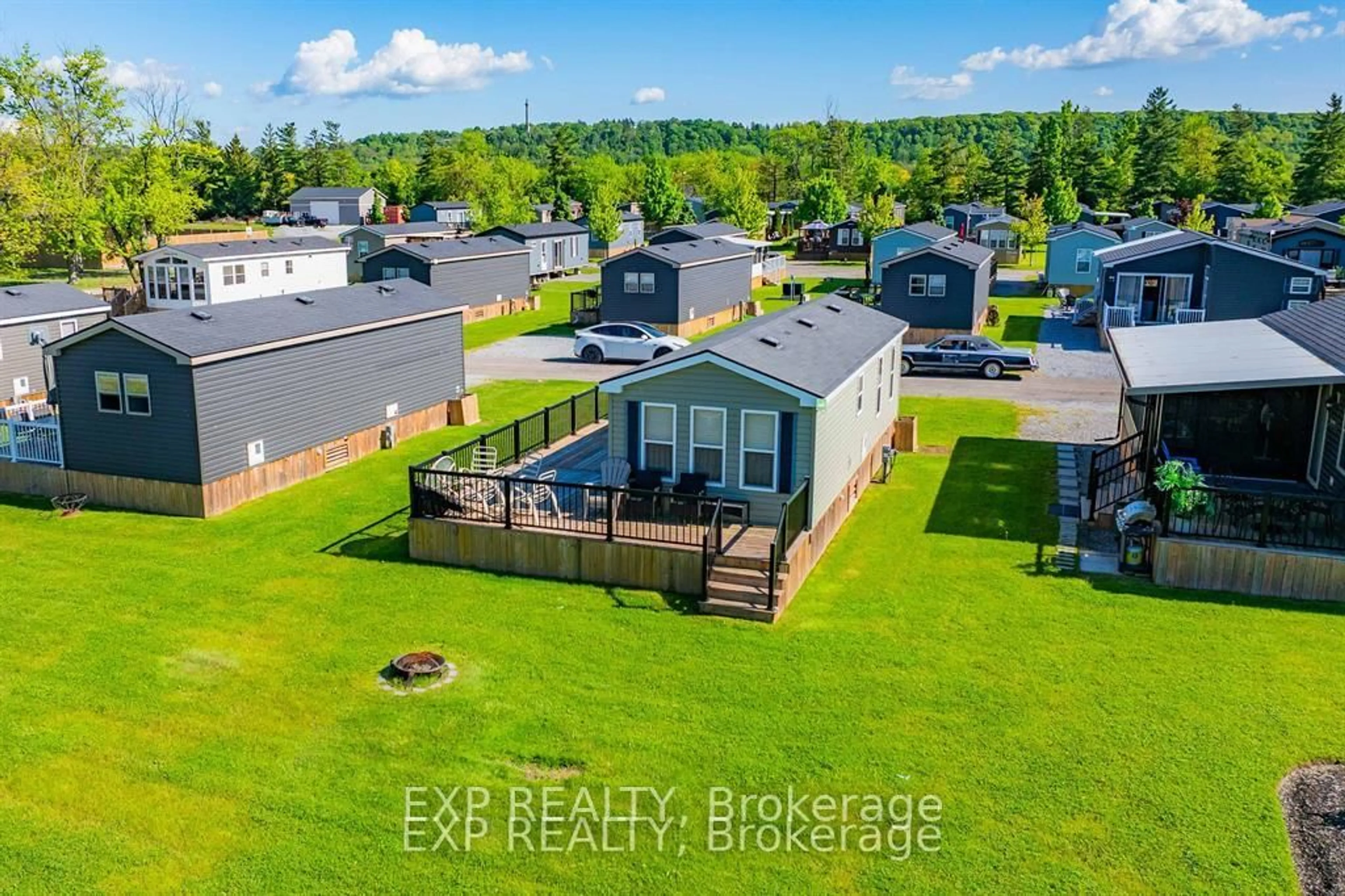A pic from outside/outdoor area/front of a property/back of a property/a pic from drone, water/lake/river/ocean view for 1501 Line 8 Rd #308, Niagara-on-the-Lake Ontario L0S 1J0