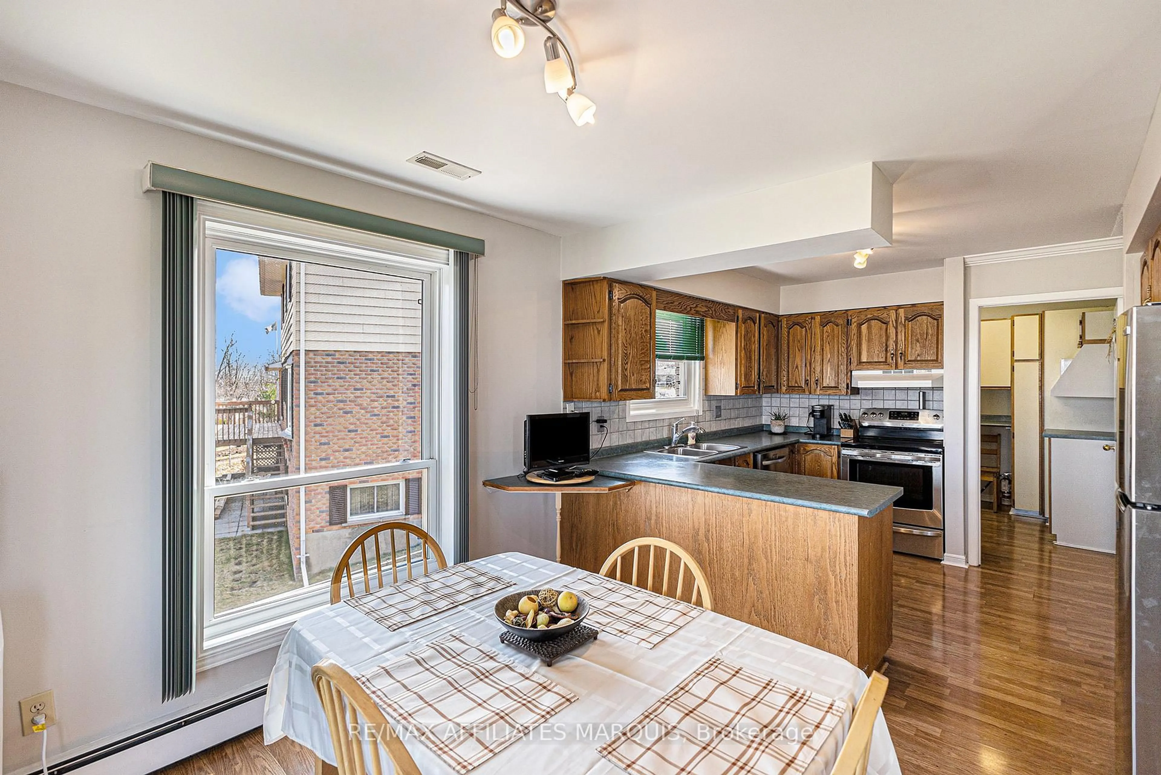 Open concept kitchen, unknown for 74 Colonel By Cres, Smiths Falls Ontario K7A 5B6