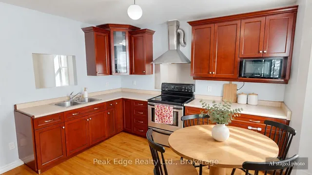 473 Campbell St, Huron-Kinloss 5