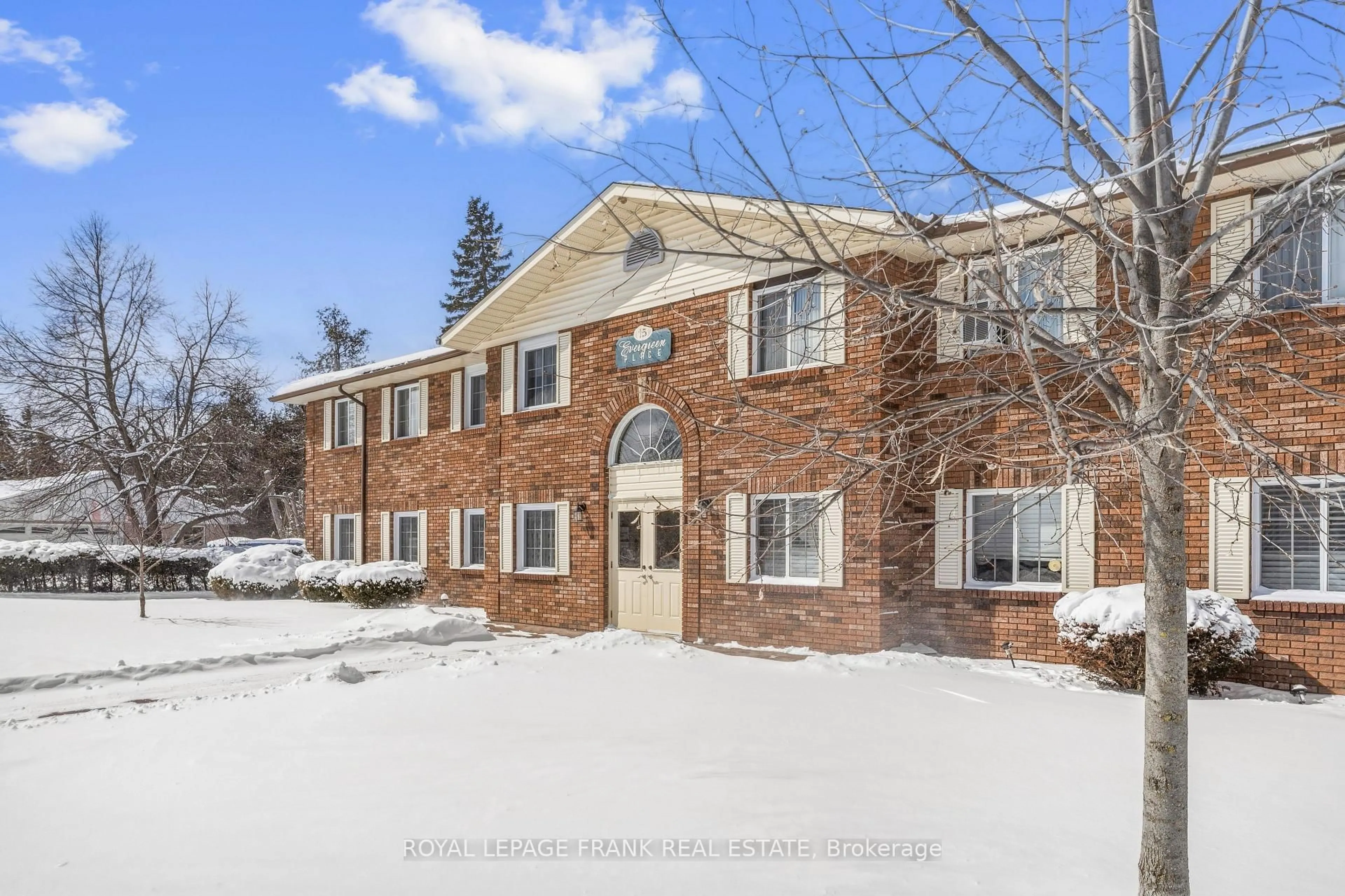 A pic from outside/outdoor area/front of a property/back of a property/a pic from drone, unknown for 15 Clifton St #102, Kawartha Lakes Ontario K0M 1N0