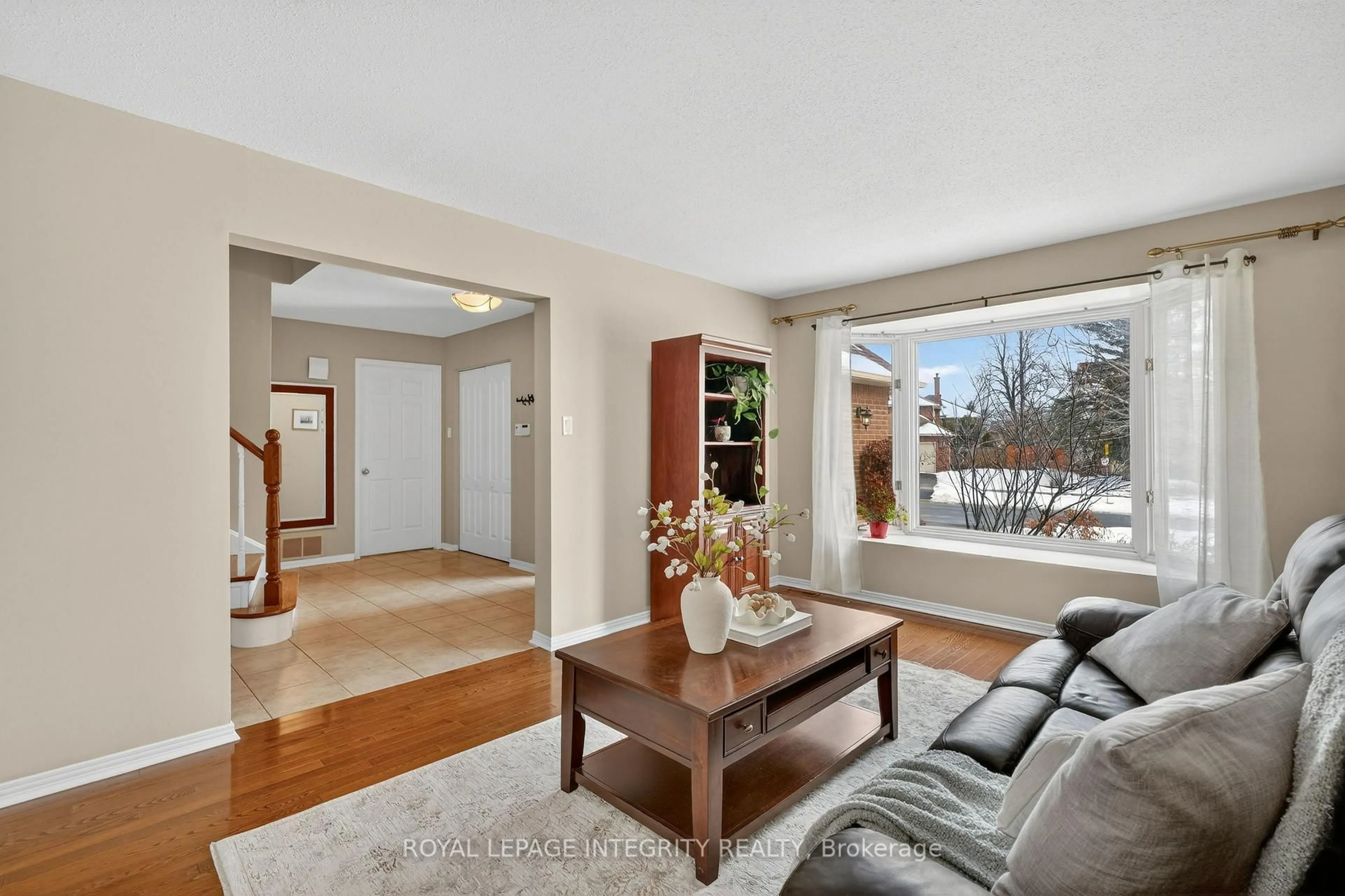 Unknown for 6020 Vineyard Dr, Ottawa Ontario K1C 2M5