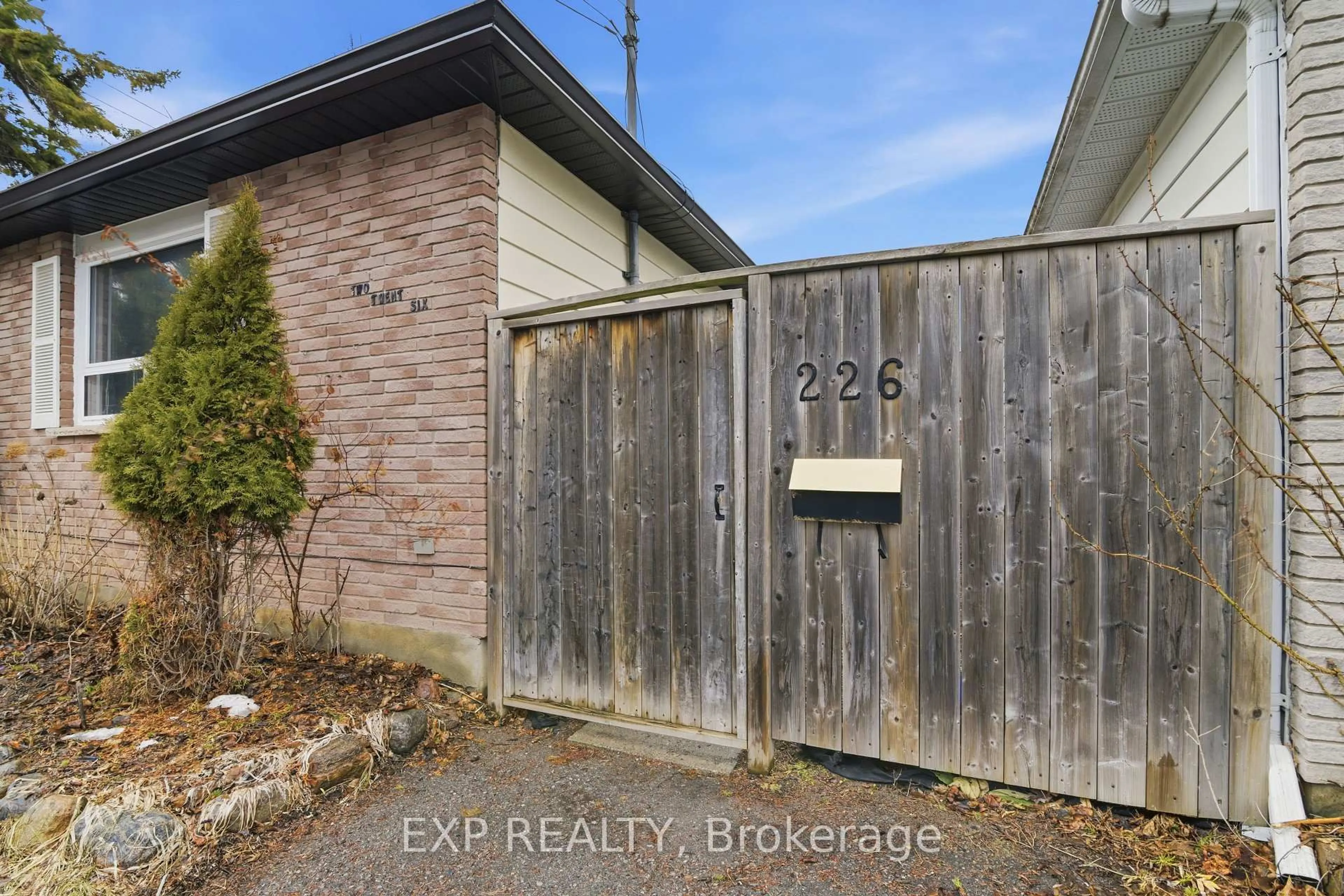 A pic from outside/outdoor area/front of a property/back of a property/a pic from drone, building for 226 Spencleys Lane, Peterborough Ontario K9H 1R9
