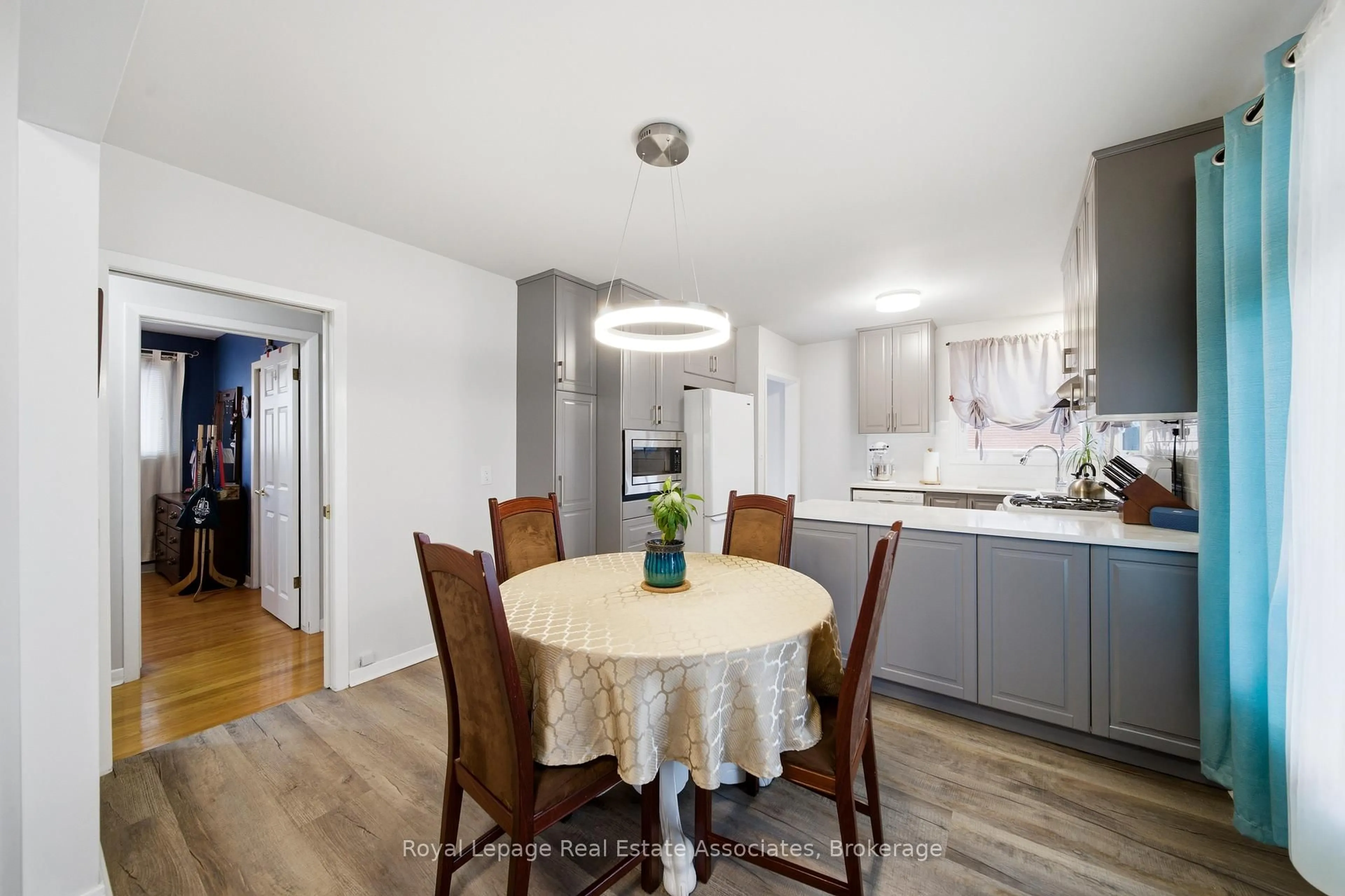 Unknown for 4018 Montcalm Cres, Niagara Falls Ontario L2G 6L8