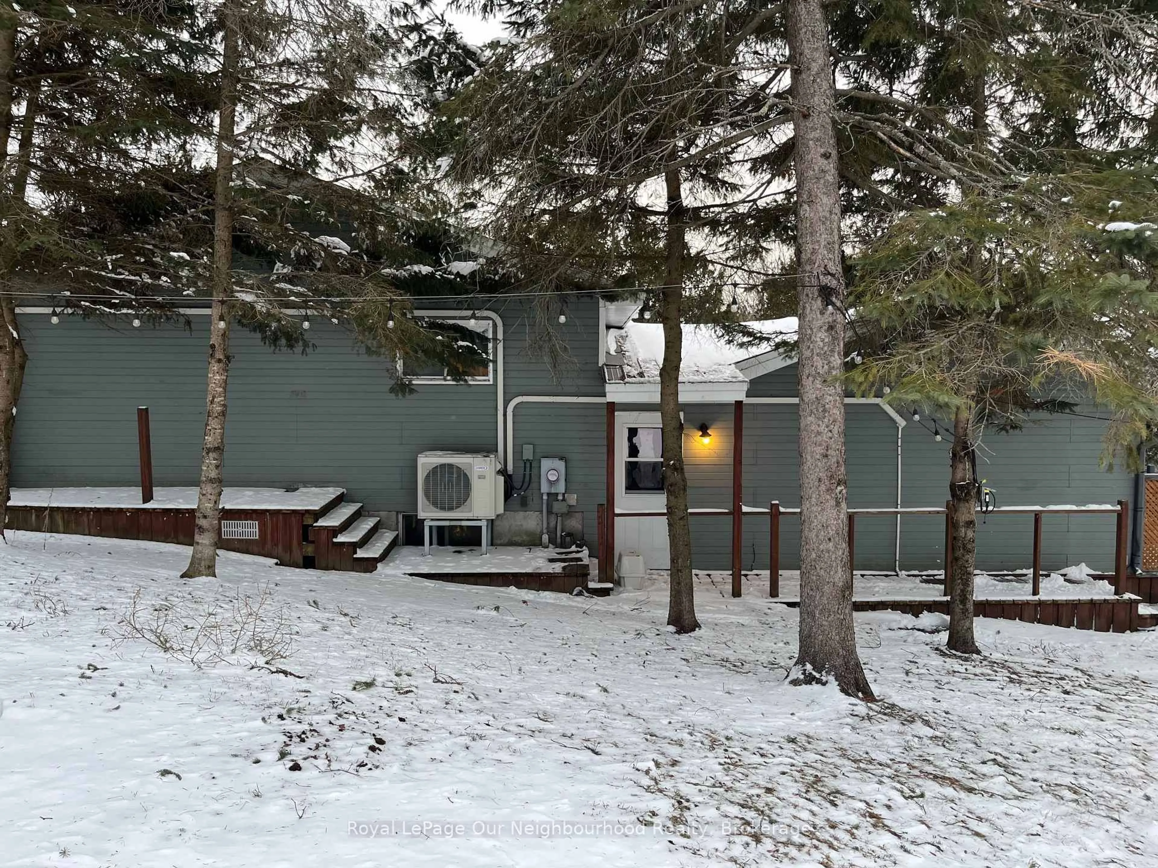 A pic from outside/outdoor area/front of a property/back of a property/a pic from drone, unknown for 72 Lakeshore Rd, Limoges Ontario K0K 2M0