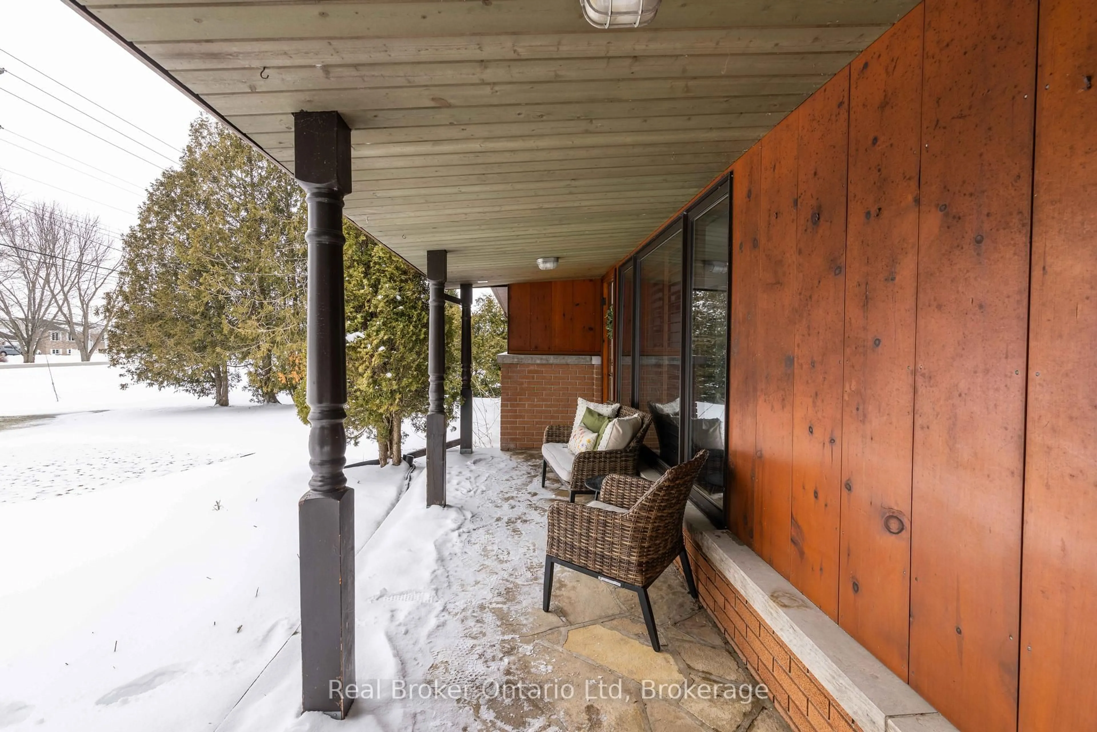 Patio, street for 122327 Grey 5 Rd, Georgian Bluffs Ontario N4K 5N5