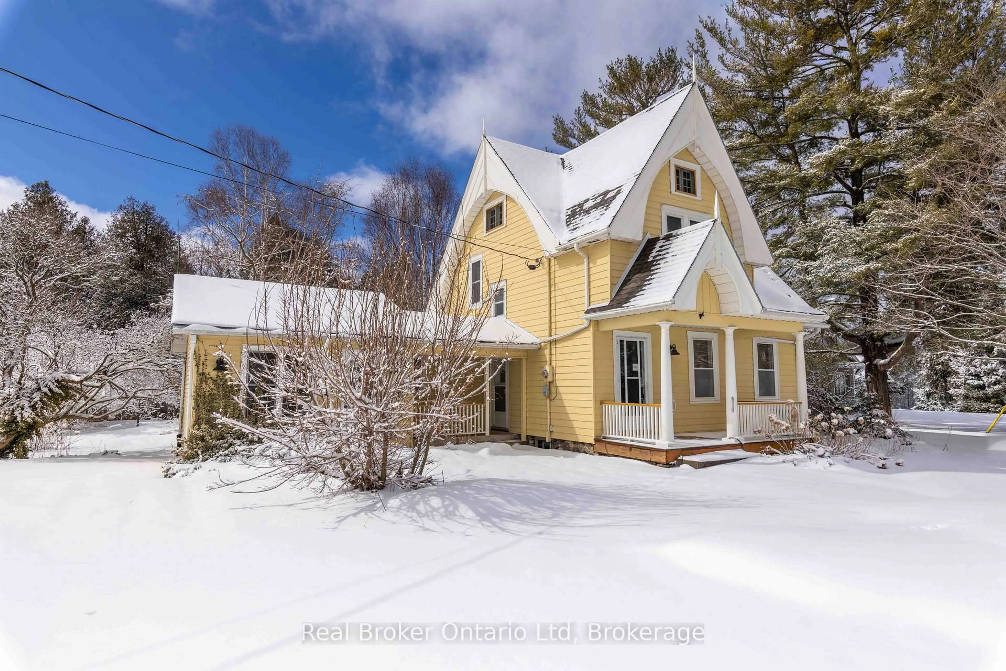 A pic from outside/outdoor area/front of a property/back of a property/a pic from drone, street for 303022 Grey Road 15 Rd, Meaford Ontario N0H 1B0