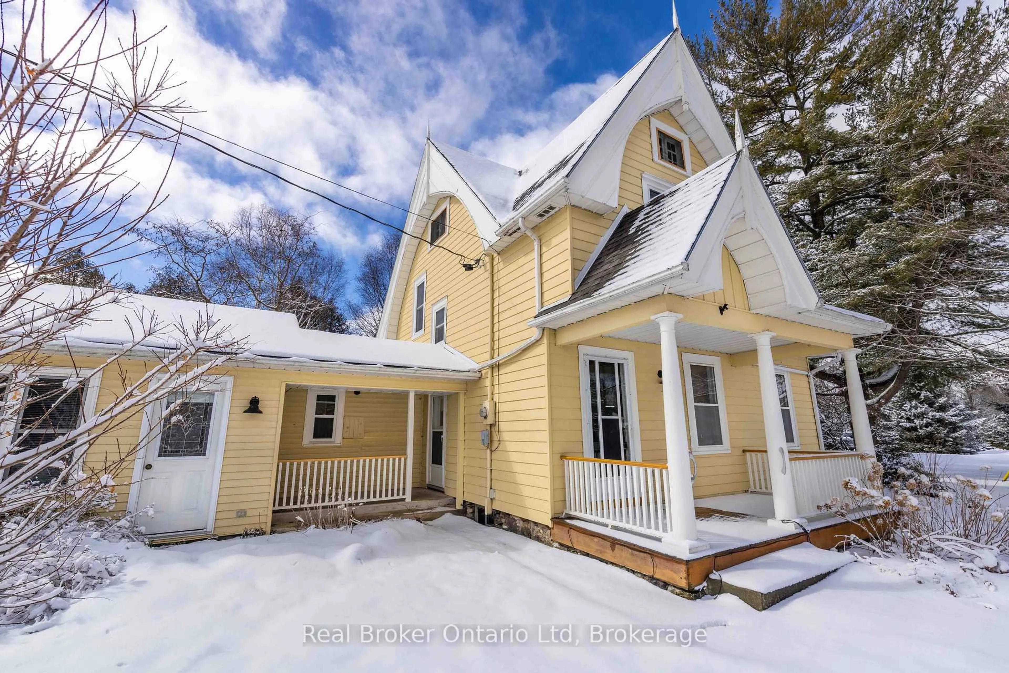 A pic from outside/outdoor area/front of a property/back of a property/a pic from drone, street for 303022 Grey Road 15 Rd, Meaford Ontario N0H 1B0