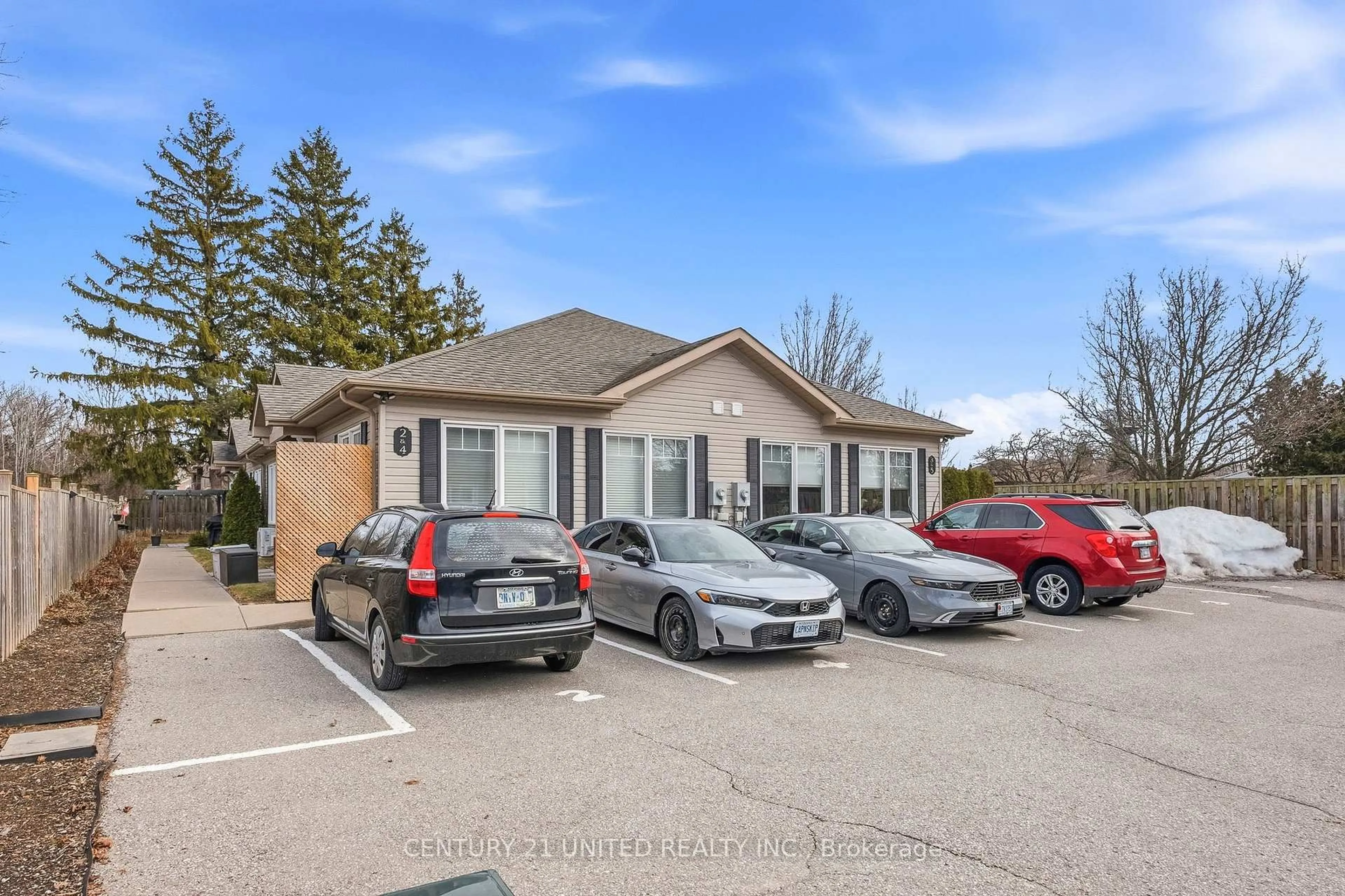 A pic from outside/outdoor area/front of a property/back of a property/a pic from drone, unknown for 774 Ontario St #4, Cobourg Ontario K9A 3C5