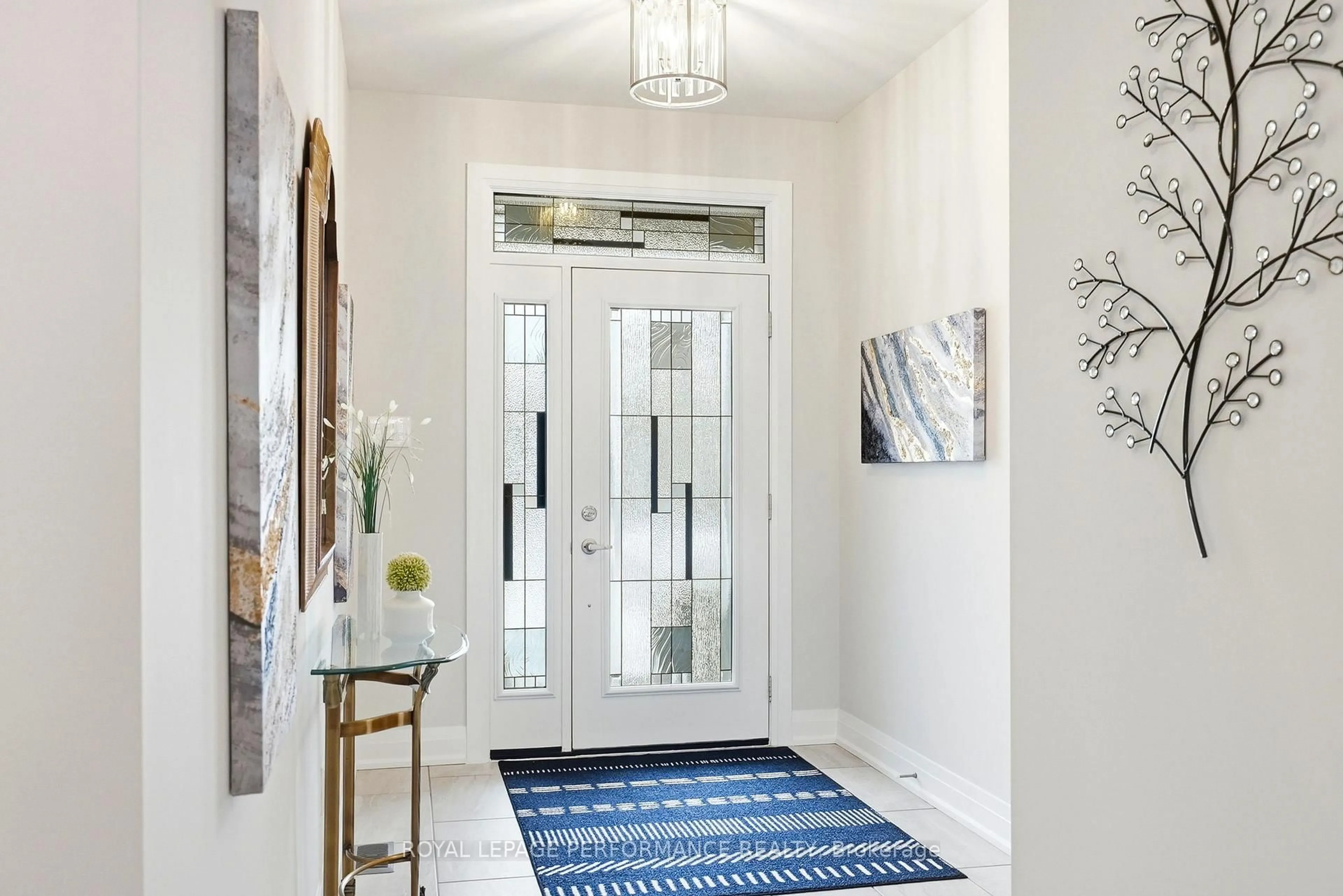 Indoor entryway for 774 Du Rivage St, Clarence-Rockland Ontario K4K 0K8