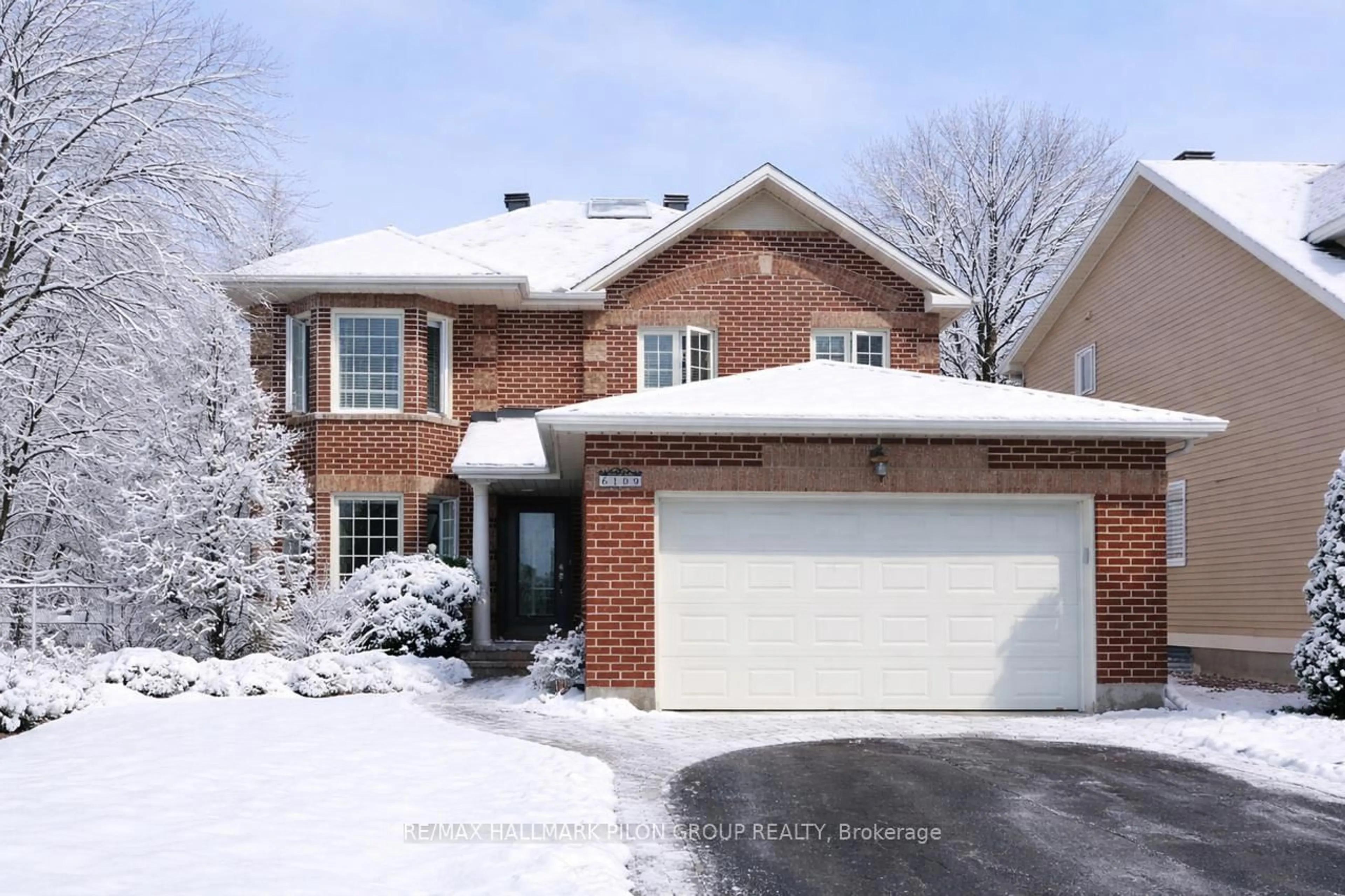 Home with brick exterior material, street for 6109 Silverbirch St, Ottawa Ontario K1W 1C5
